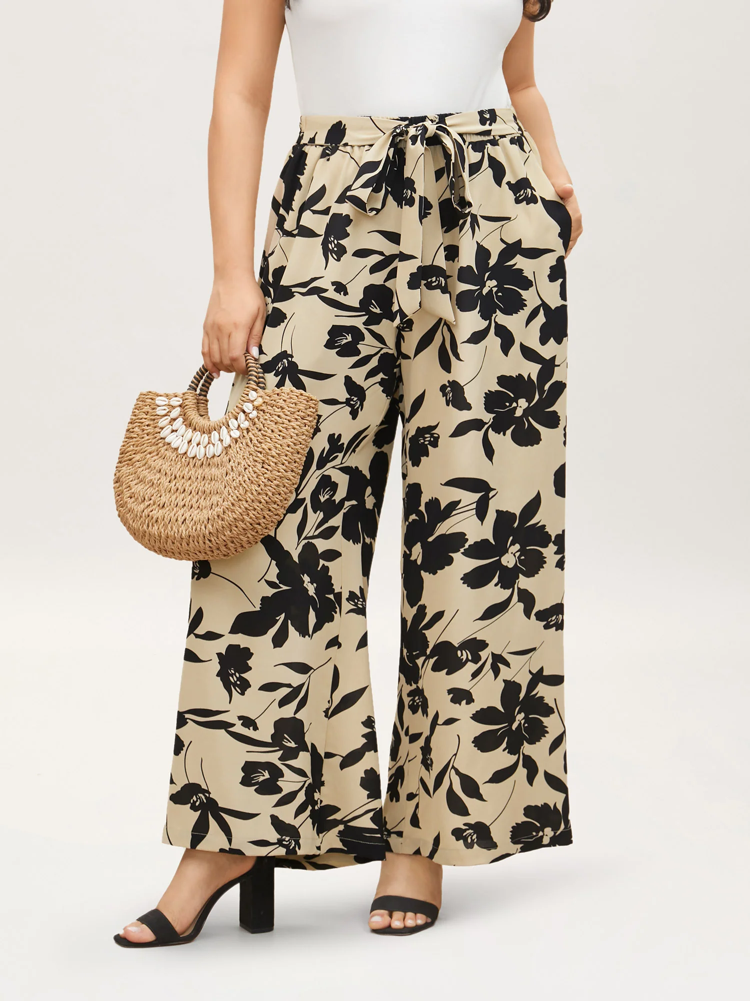 Silhouette Floral Print Ties Side Seam Pocket Pants