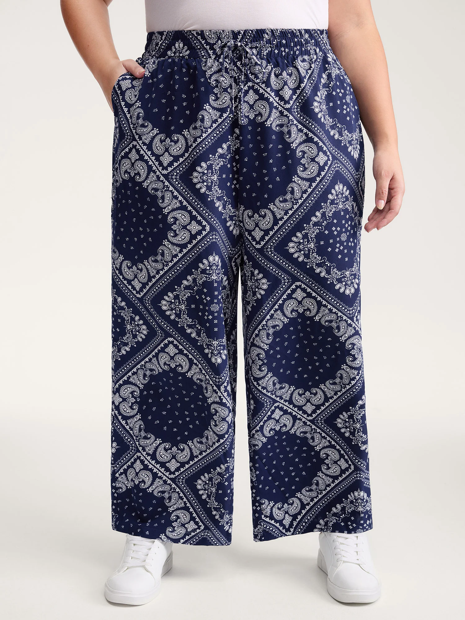 Collage Scarf Pattern Straight-Leg Pants