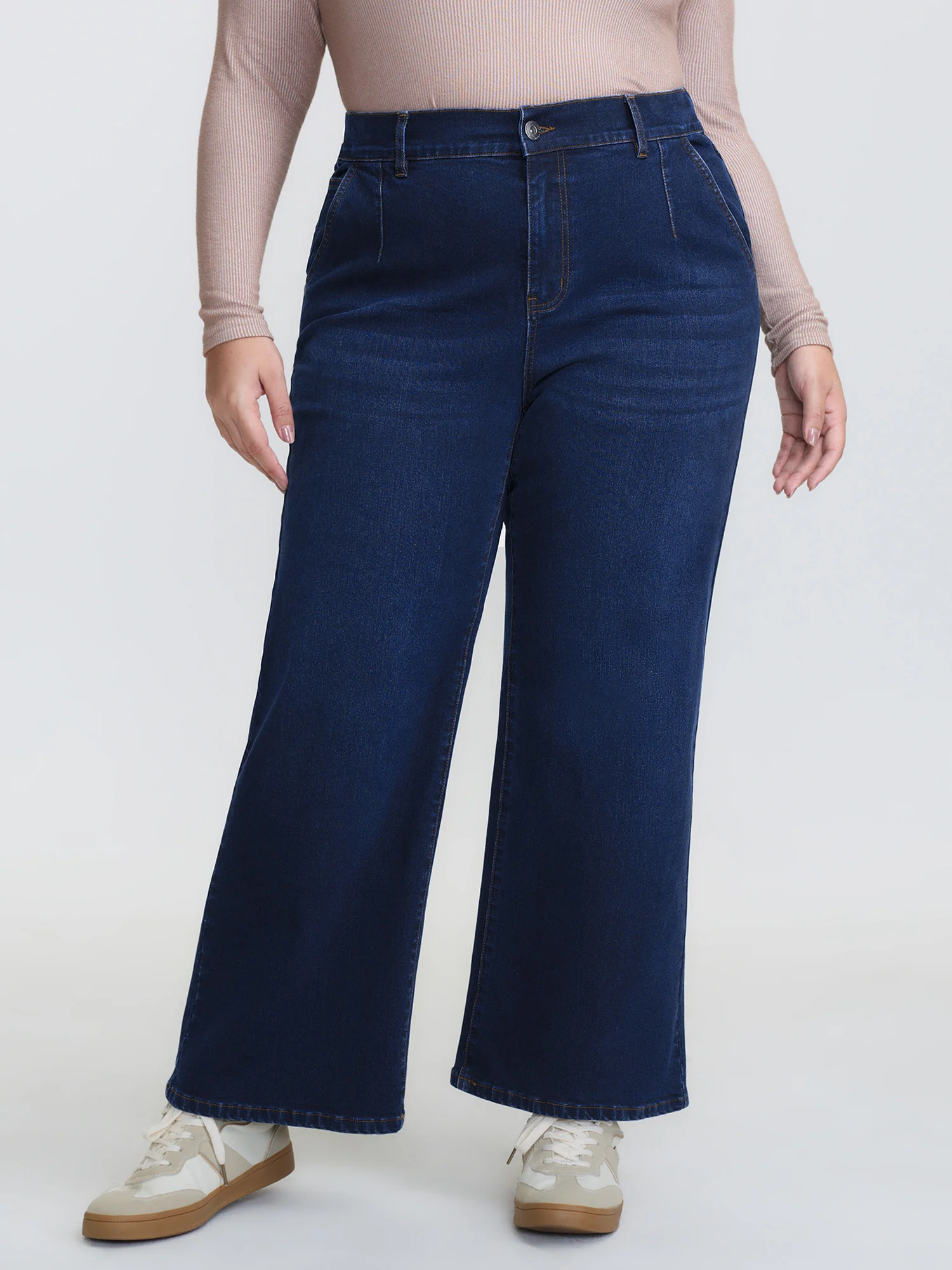 Mid-Rise Elastic Waistband Wide-Leg Jeans