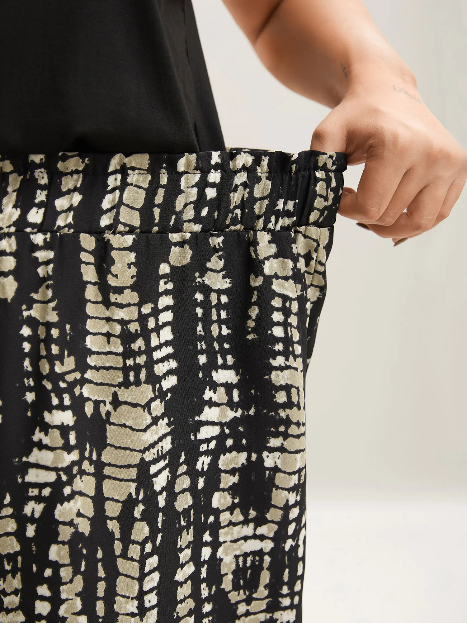 Abstract Tie-Dye Wide-Leg Pants