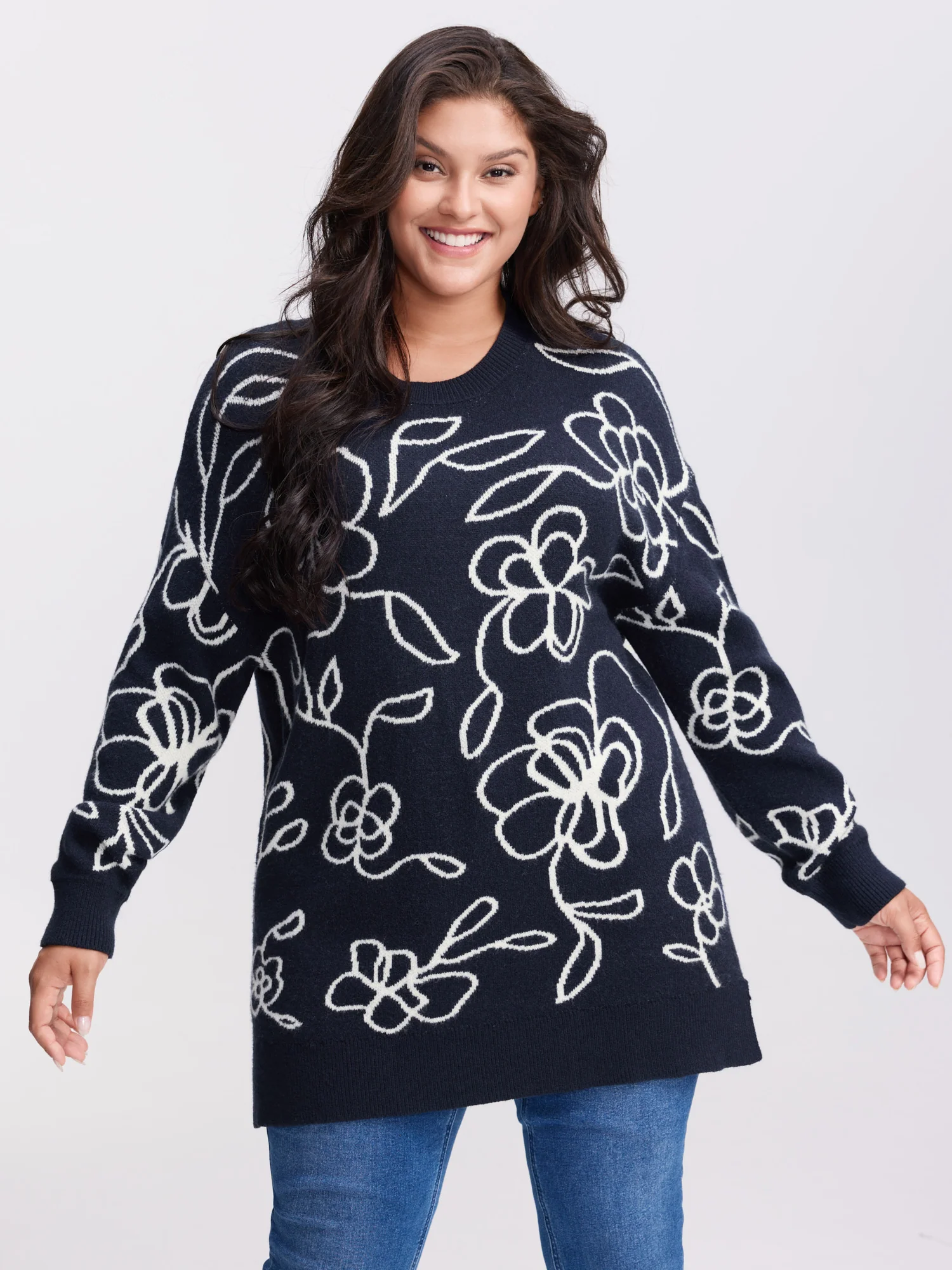 Supersoft Round Neck Floral Split Hem Pullover