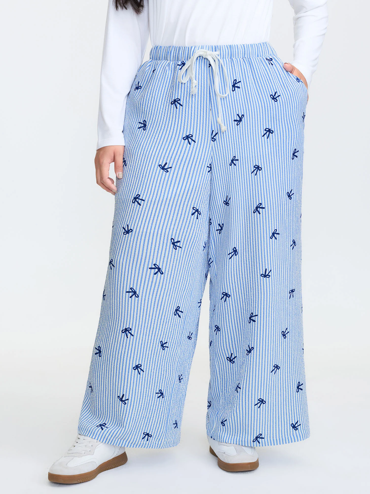 Stripe Bowknot Print Pockets Pants