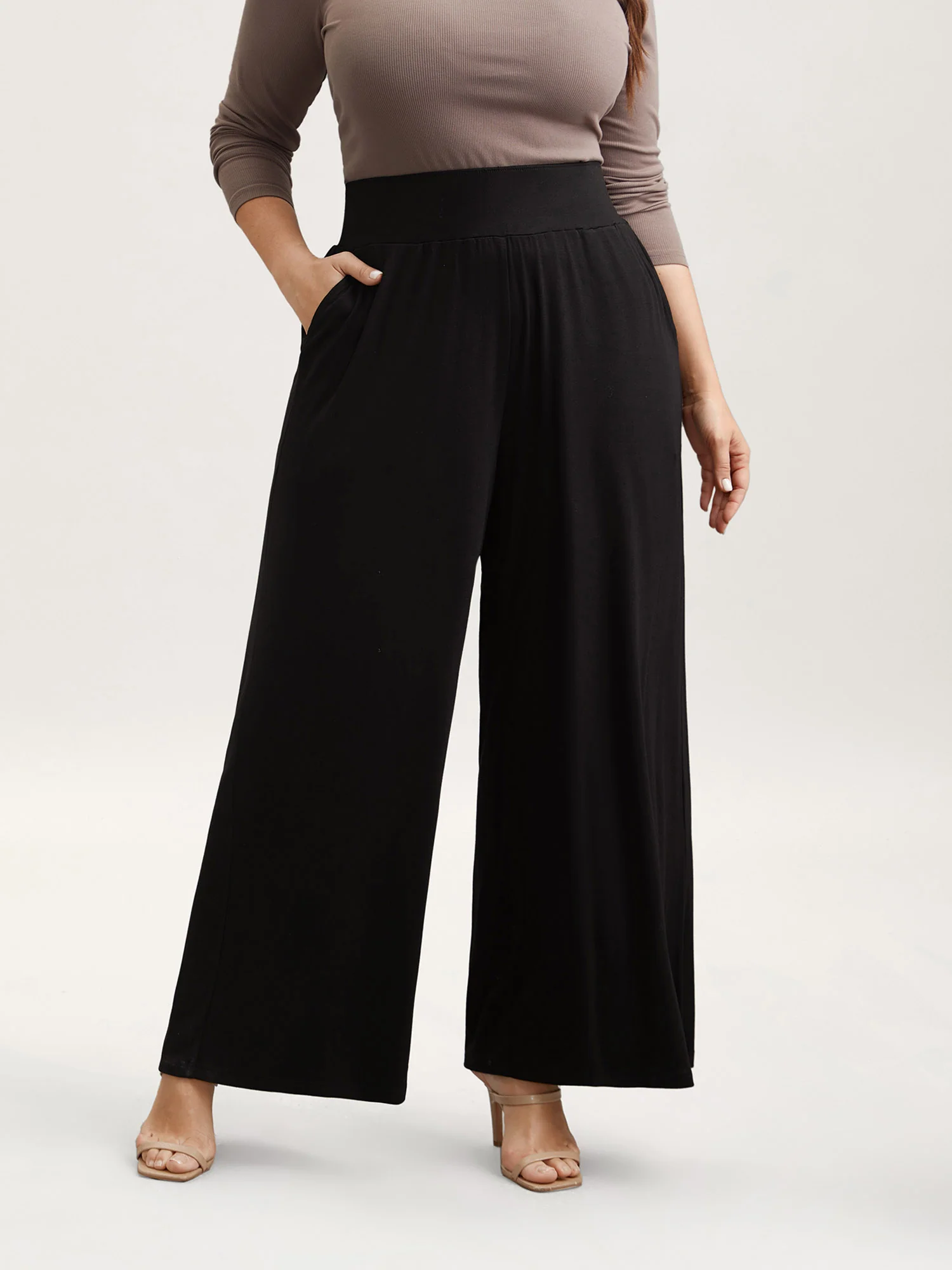 Stretchy Waist Straight-Leg Pants