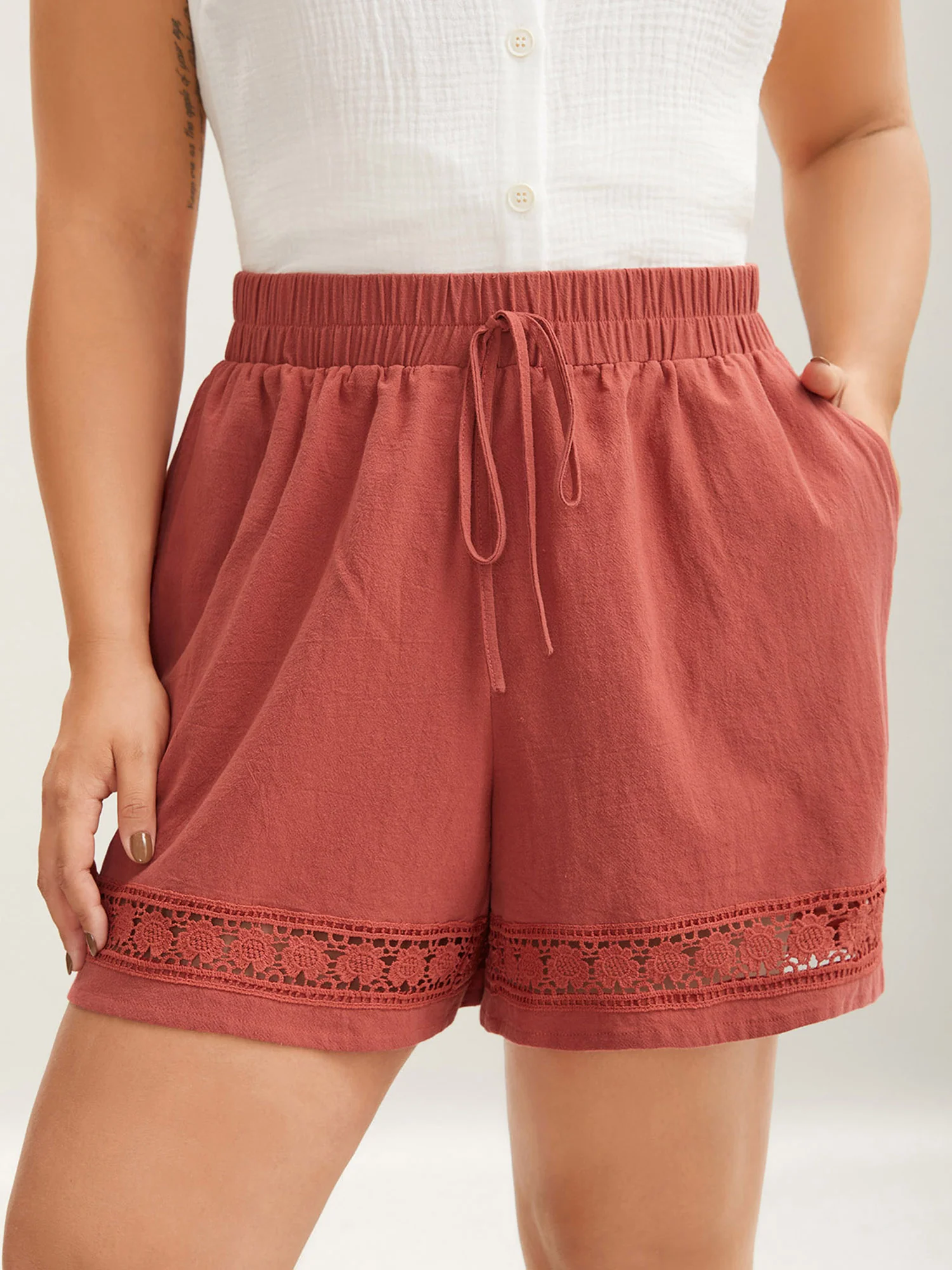 Lace Trim Waist-Tie Shorts