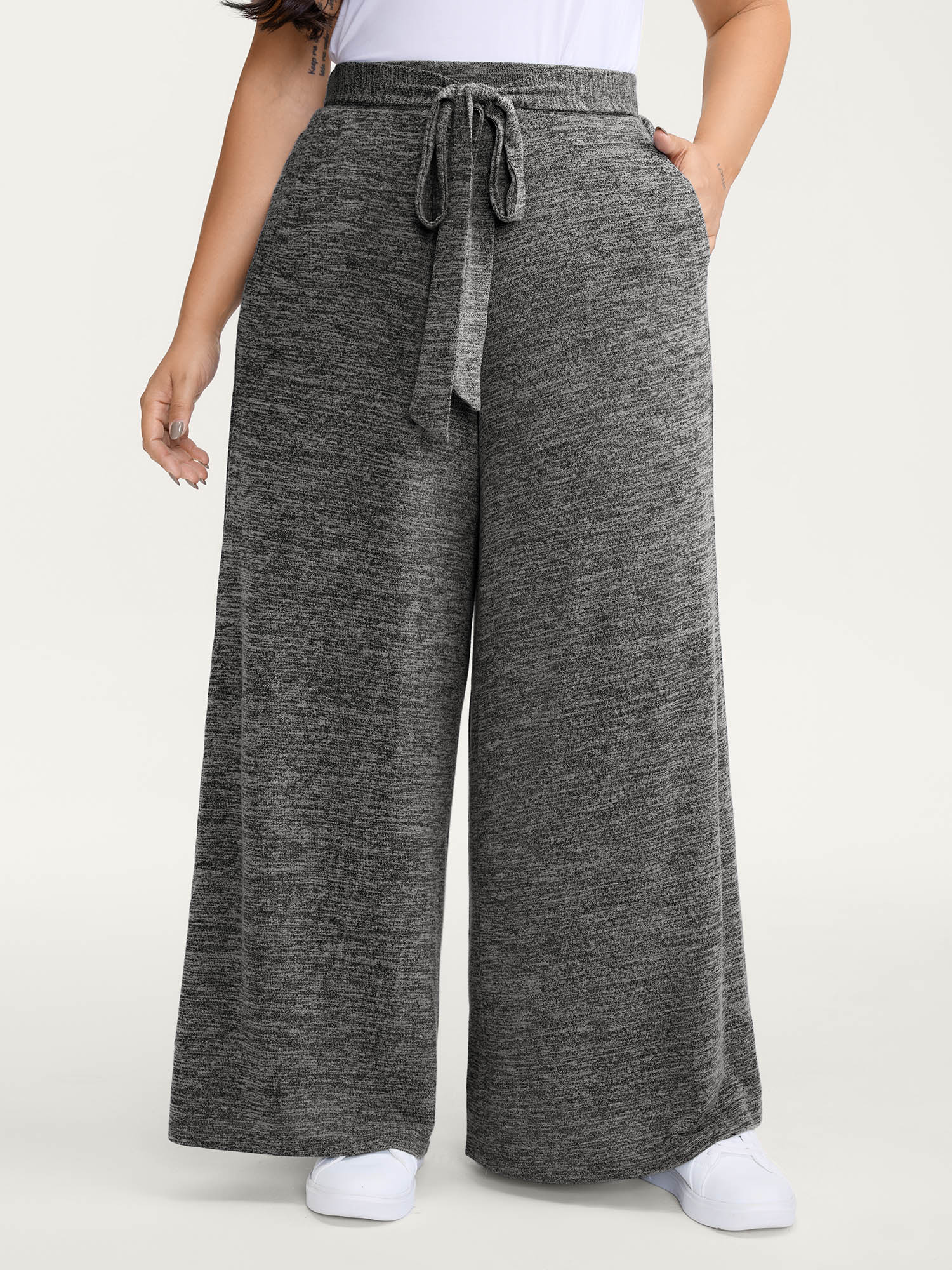 Stretchy Mixed-Color Belted Wide-Leg Pants