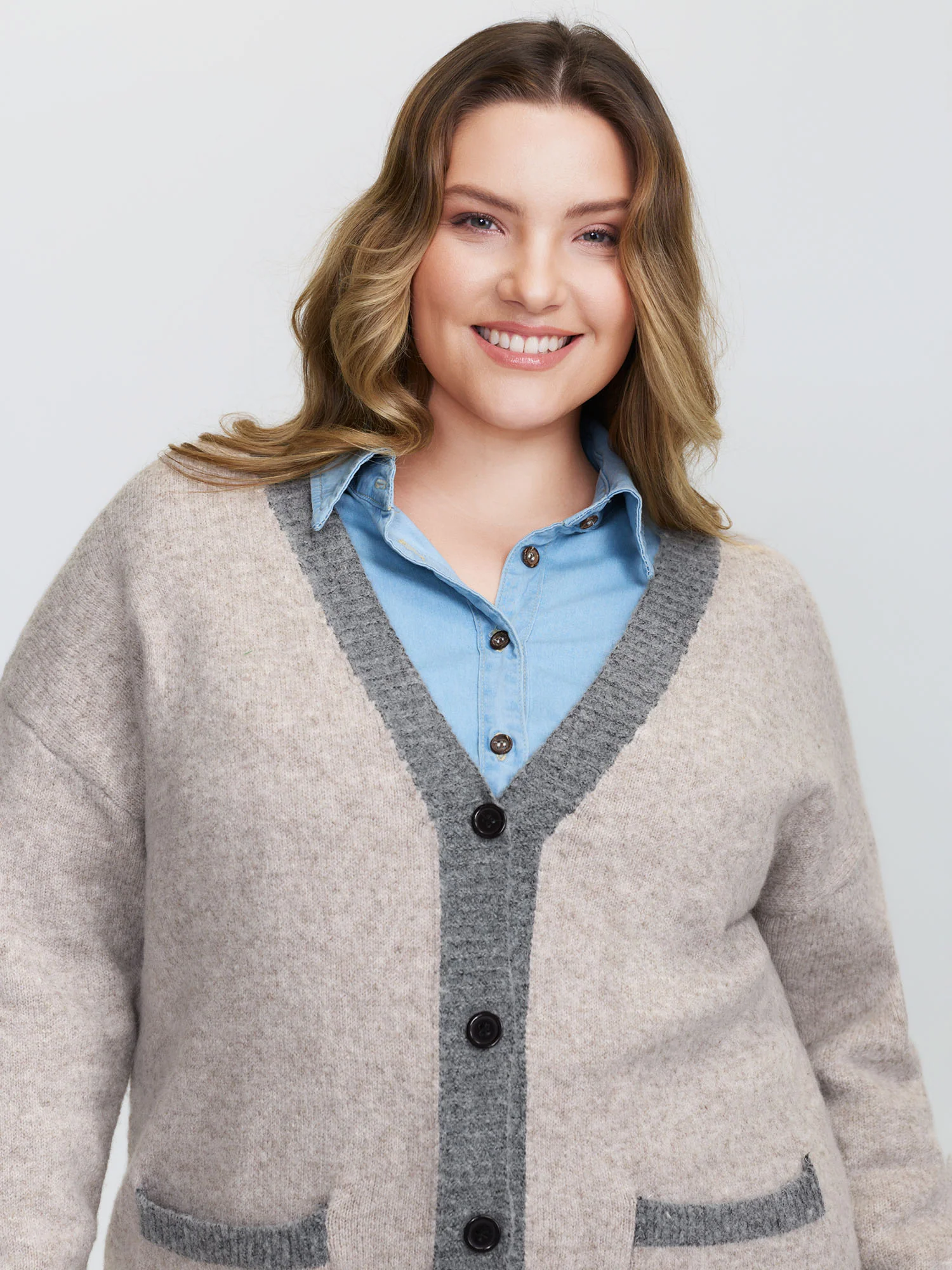 Color Contrast Buttons Pockets Knit Cardigan