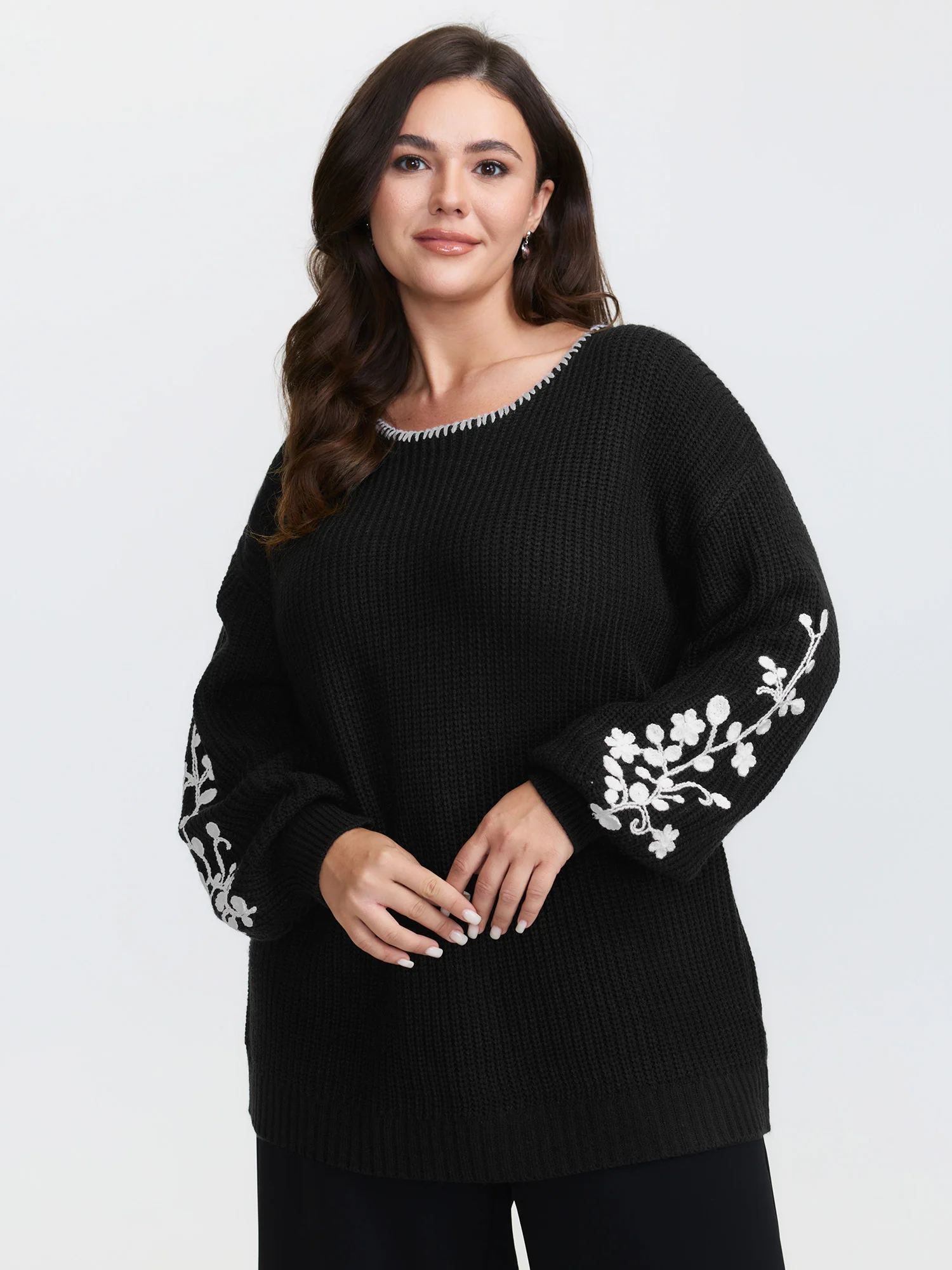 Floral Embroidered Texture Pullover