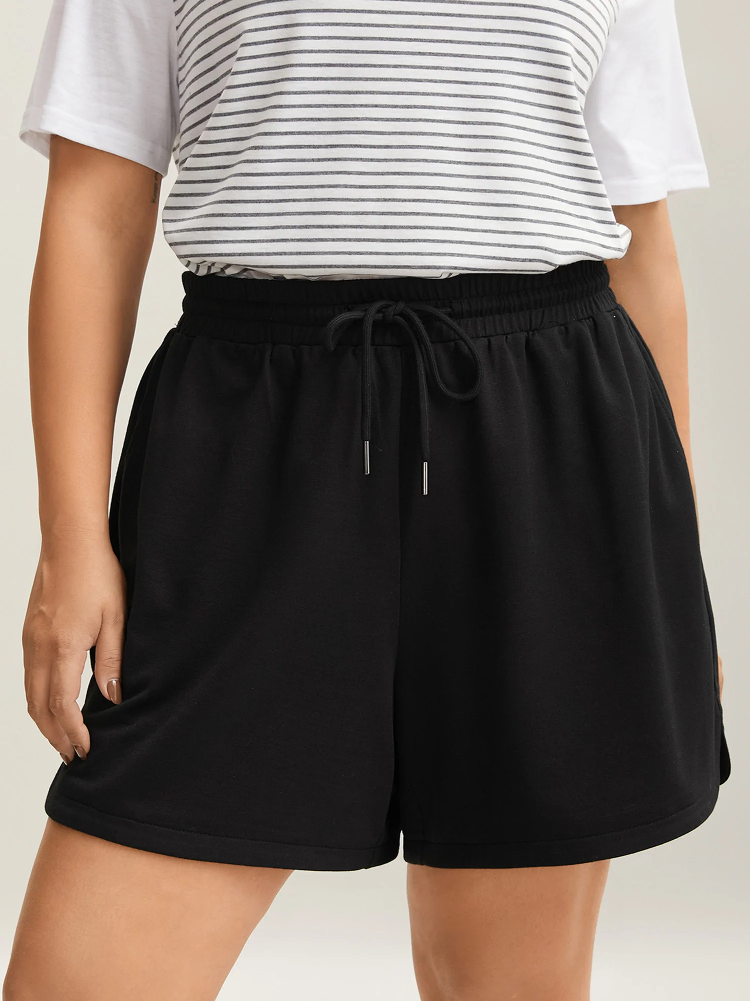 Drawstring Slit Supersoft Pull-On Shorts