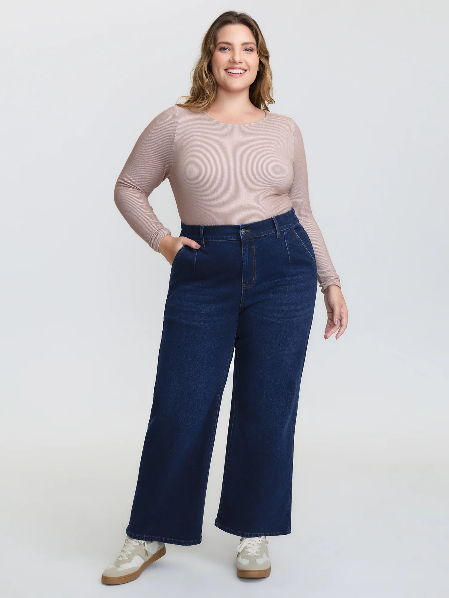 Mid-Rise Elastic Waistband Wide-Leg Jeans