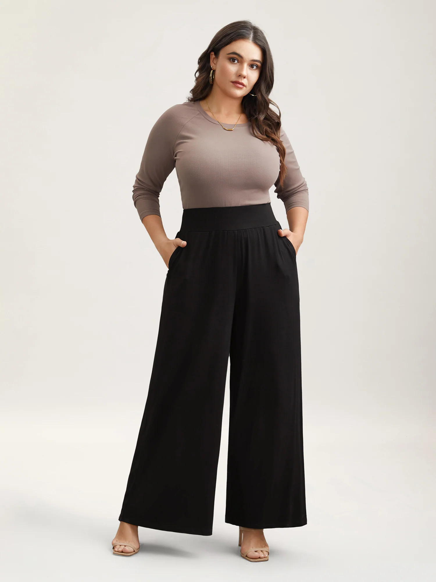 Stretchy Waist Straight-Leg Pants
