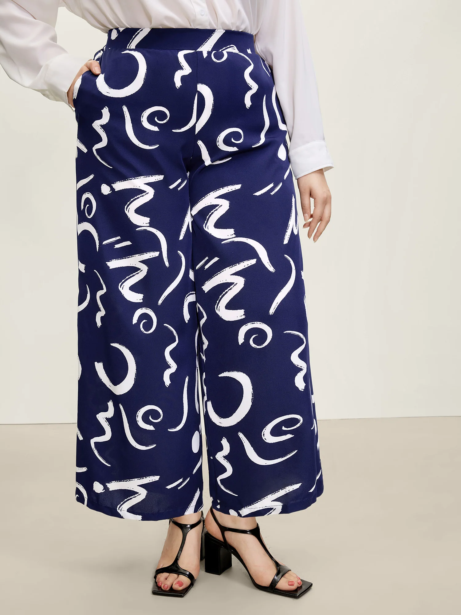 Geometric Print Wide-Leg Pants