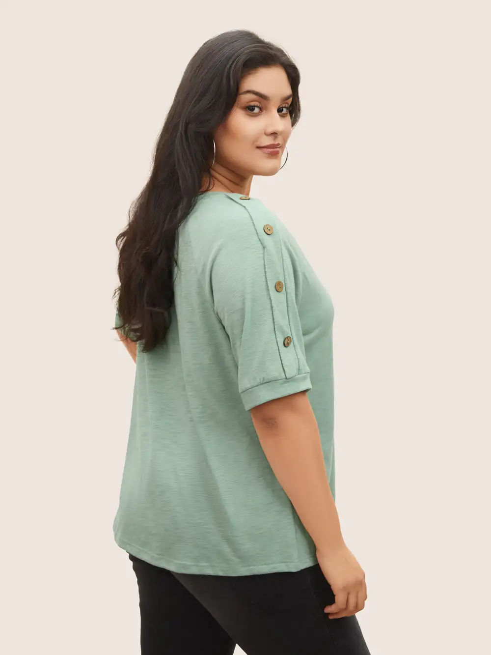 Plain Button Detail Raglan Sleeve T-Shirt