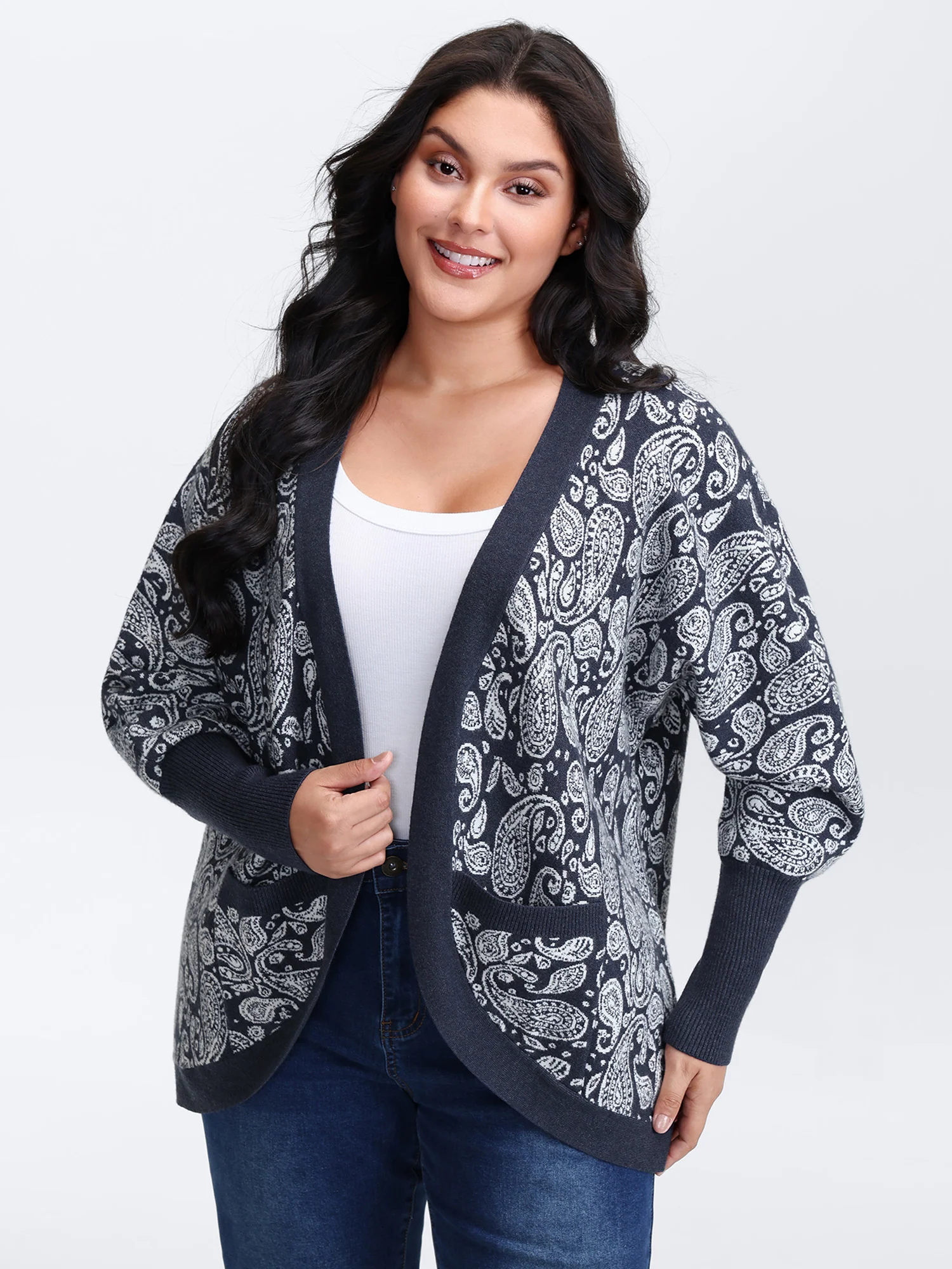 Supersoft Arc Hem Paisley Print Pocket Knit Cardigan