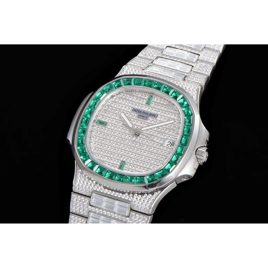 Patek Philippe Nautilus 5711/1300A “Emerald Bezel” Premium Duplicate