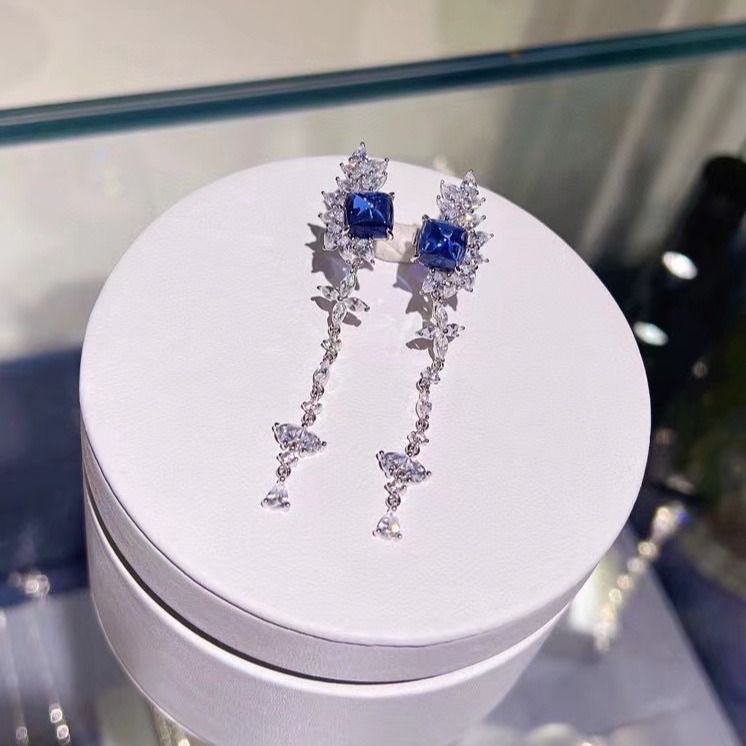 Women’s 925 Silver Gold-Plated High Carbon Diamond Blue Sugar Tower Earrings