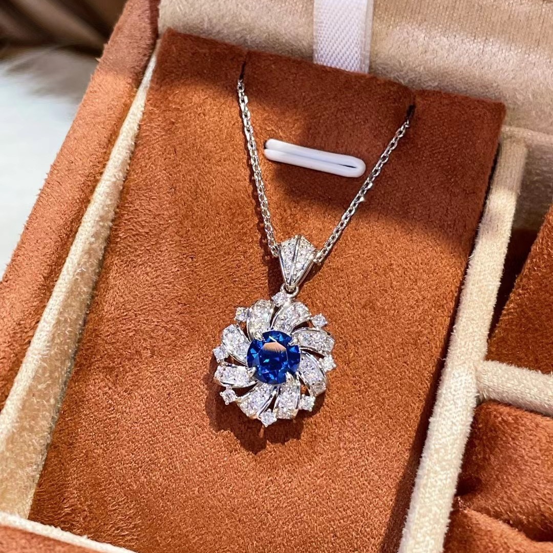 Women’s 925 Silver Light Luxury High Carbon Diamond & Royal Sapphire Necklace