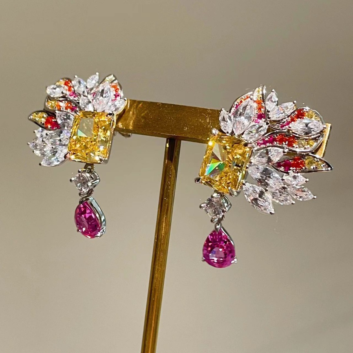 925 Silver Gold-Plated High Carbon Diamond Flame Earrings for Women