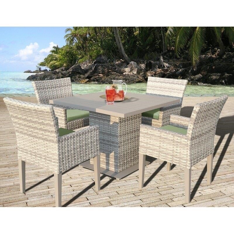 Waterbury Square 4 – Person 39.5&” Long Dining Set with Cushions