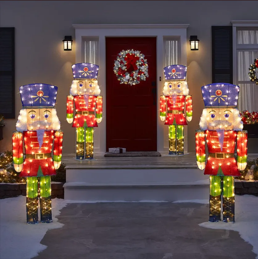 ⏰Christmas Clearance Sale⏰The Outdoor 5′ Twinkling Nutcracker – Solar energy storage function