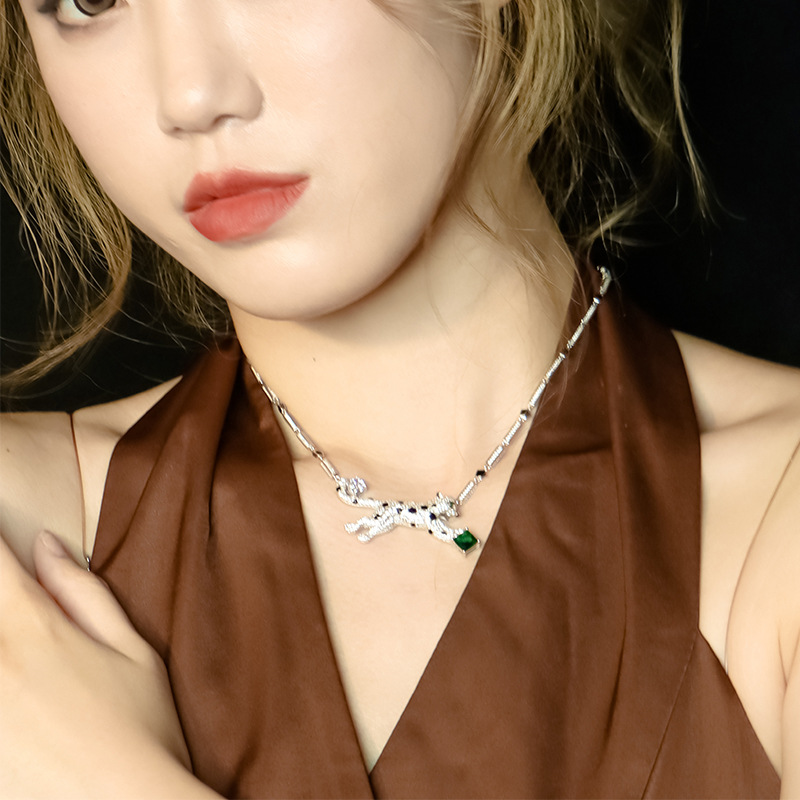 925 Silver Gold-Plated High Carbon Diamond Jaguar Necklace