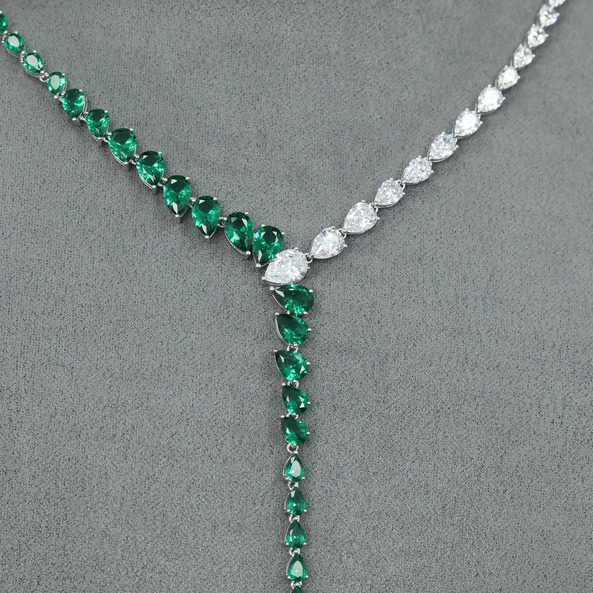 925 Silver Gold-Plated Wood Green Snake Dinner Necklace with High Carbon Diamond Accents