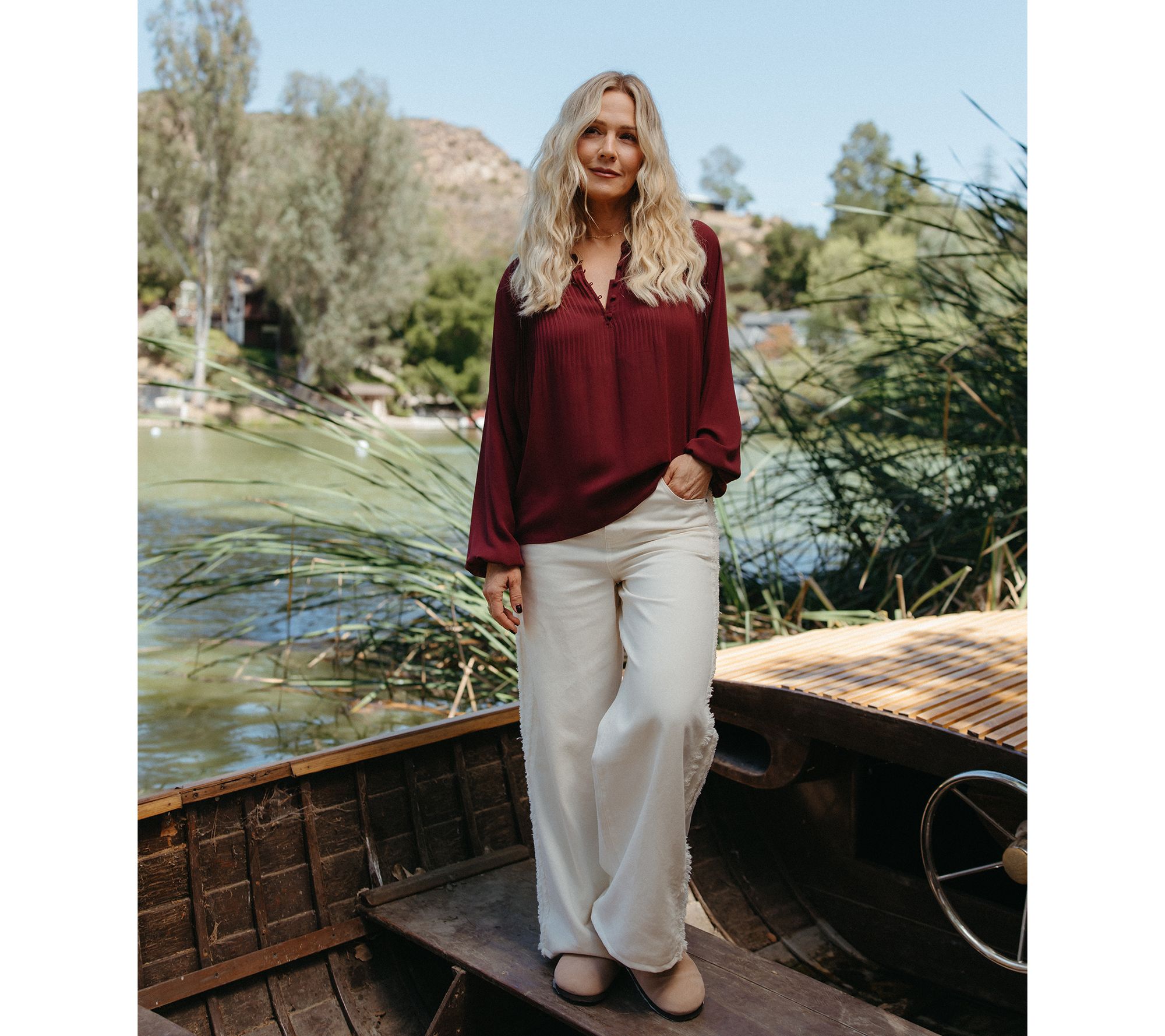 Me by Jennie Garth Petite Fray Detail Wide Leg Jeans