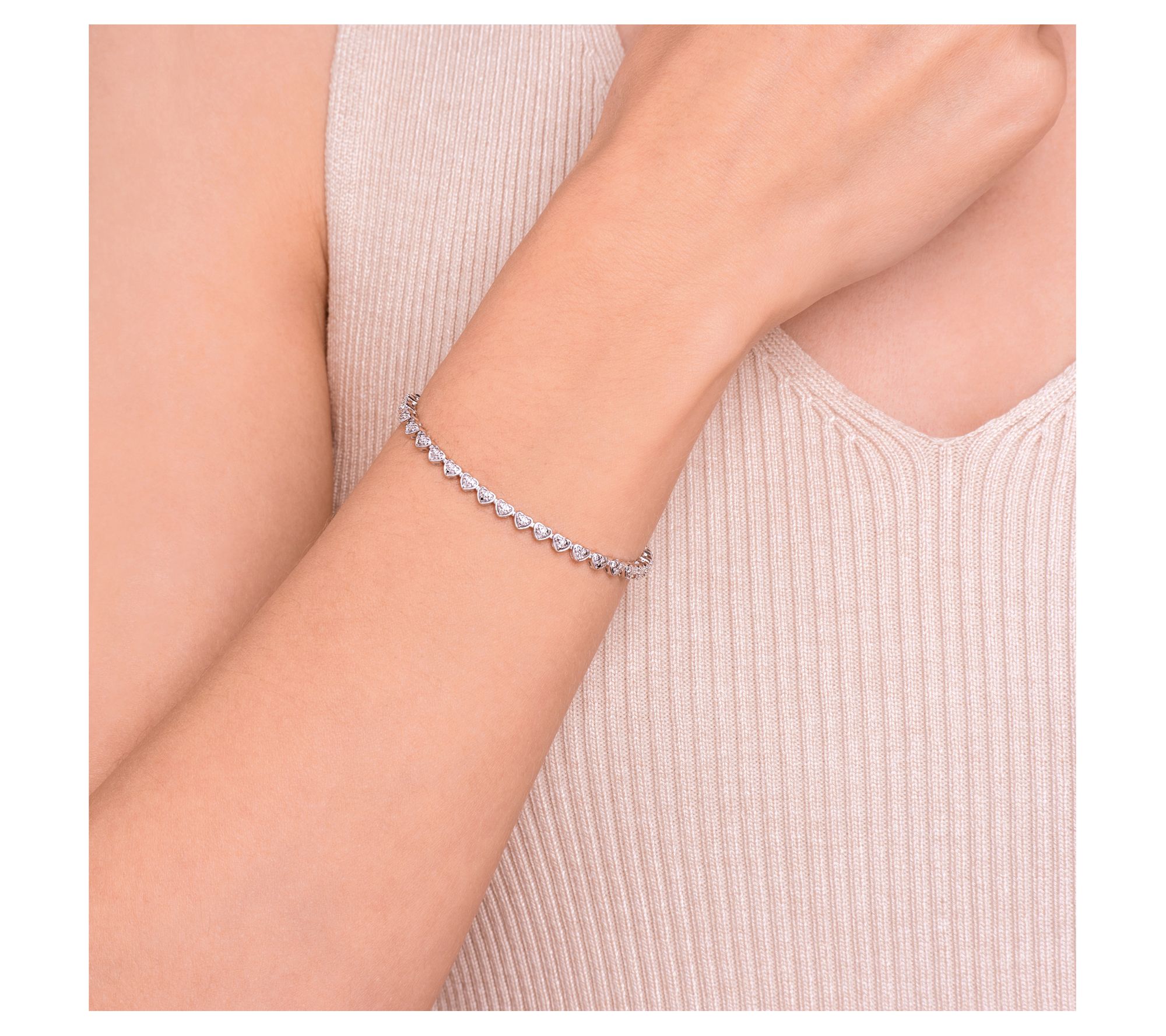 Sterling Silver Diamond Heart Line Tennis Bracelet