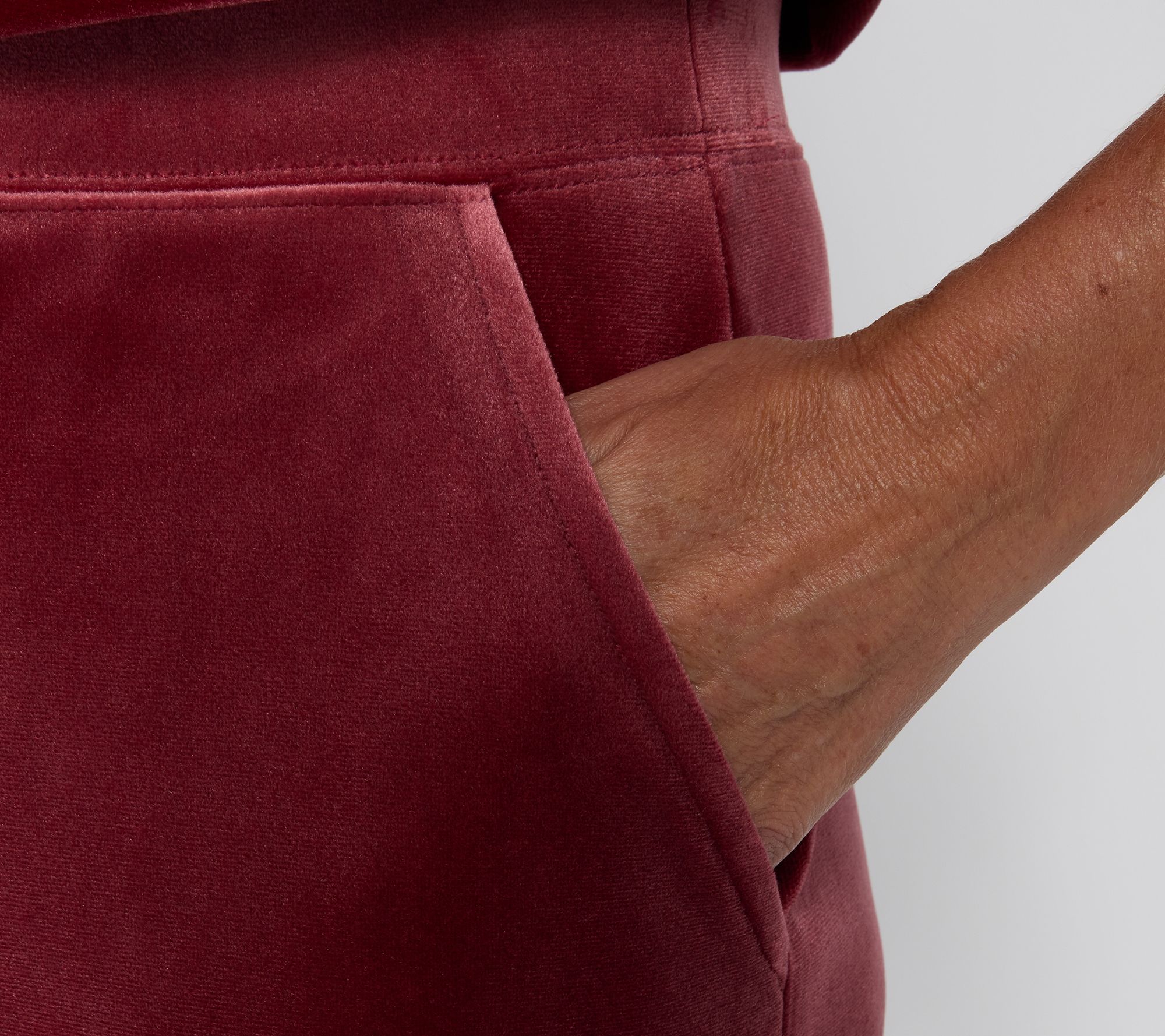 Denim & Co. Petite Knit Velvet Full Length Wide Leg Pant