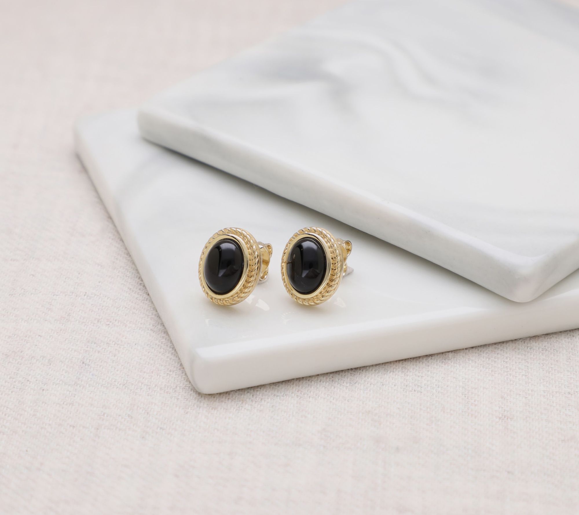Ariva Sterling Silver Arden Oval Onyx Button Earrings