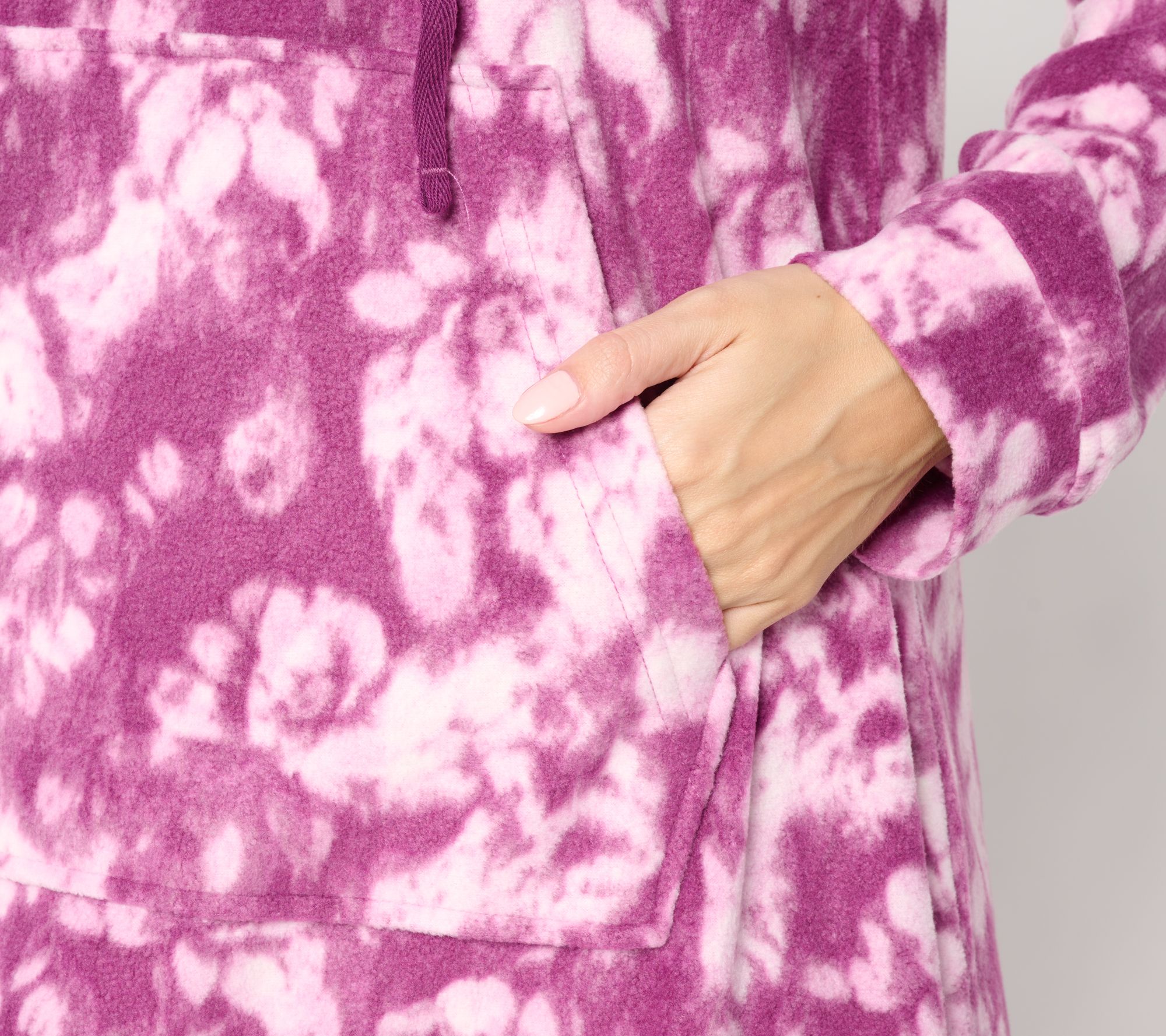 Stan Herman Champagne Fleece Zip Neck Lounger