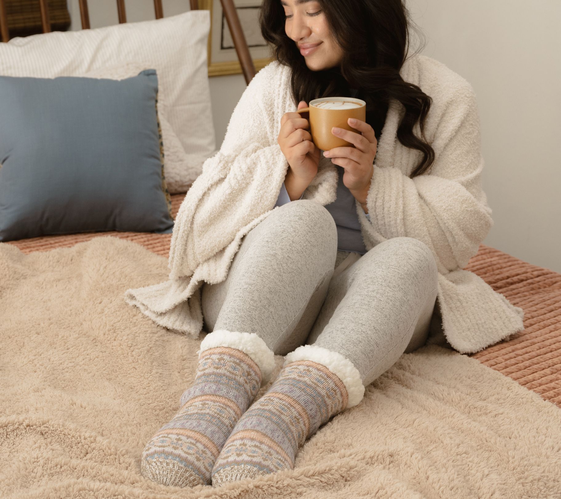 MUK LUKS Women's Pieced Cozy Cabin Socks with Non-Skid Soles