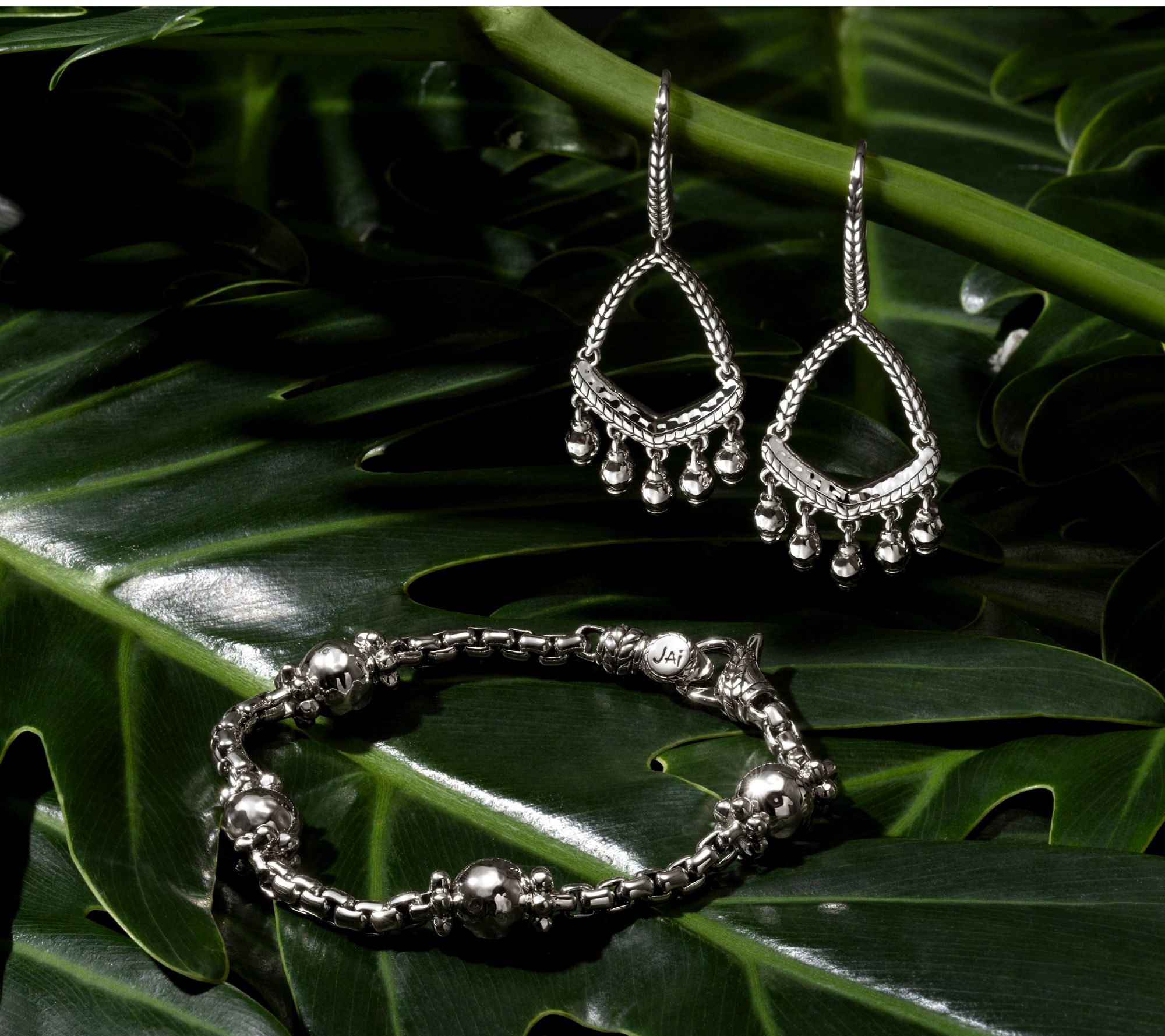 JAI Sterling Silver Hammered Bead 3.7mm Box Chain Bracelet, 13.5g