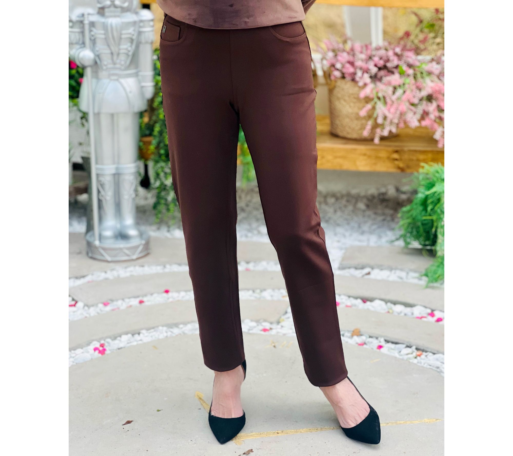 Belle by Kim Gravel Petite Perfect Ponte Straight Leg Pant