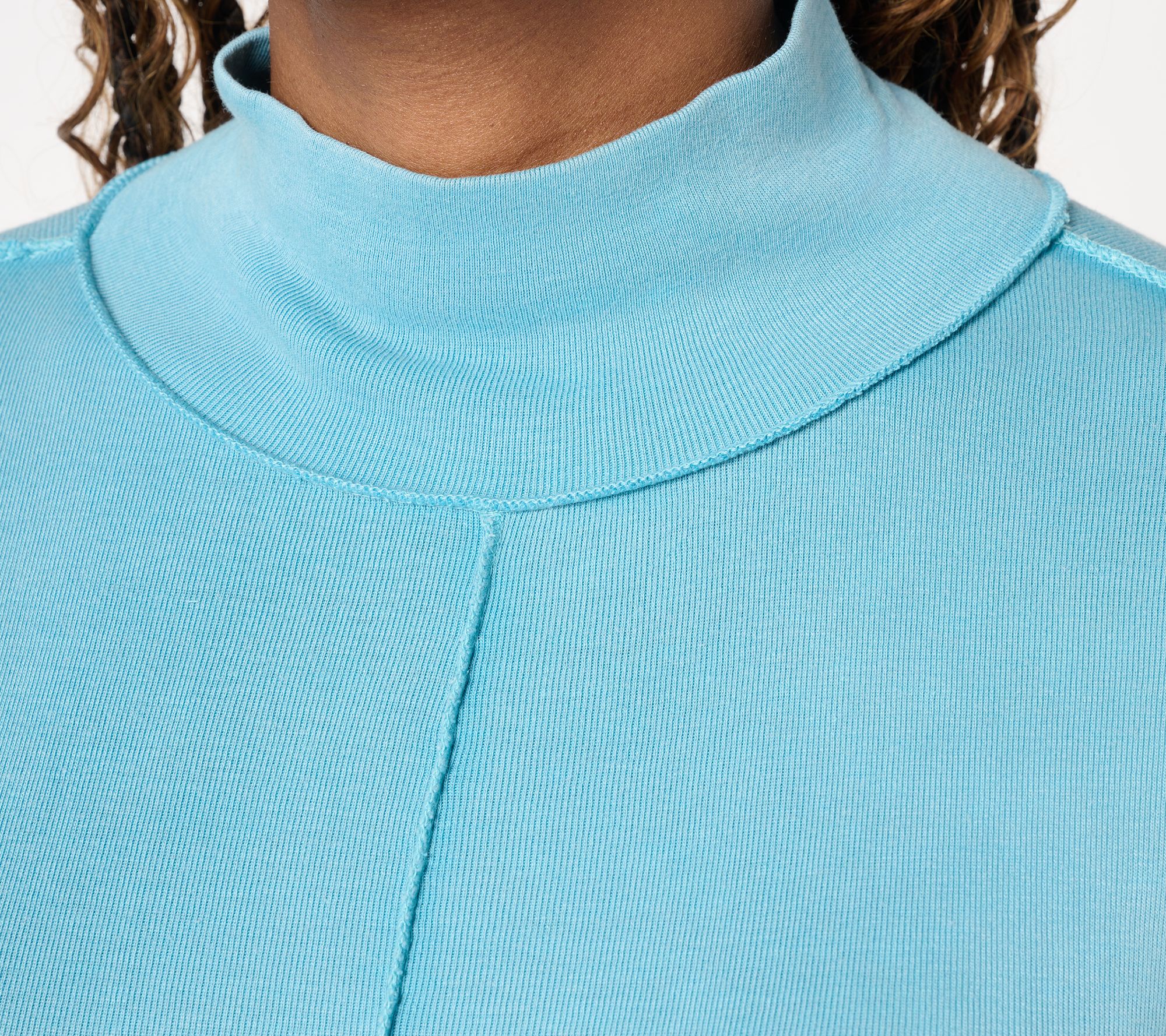LOGO Principles by Lori Goldstein Long Sleeve Turtleneck Top