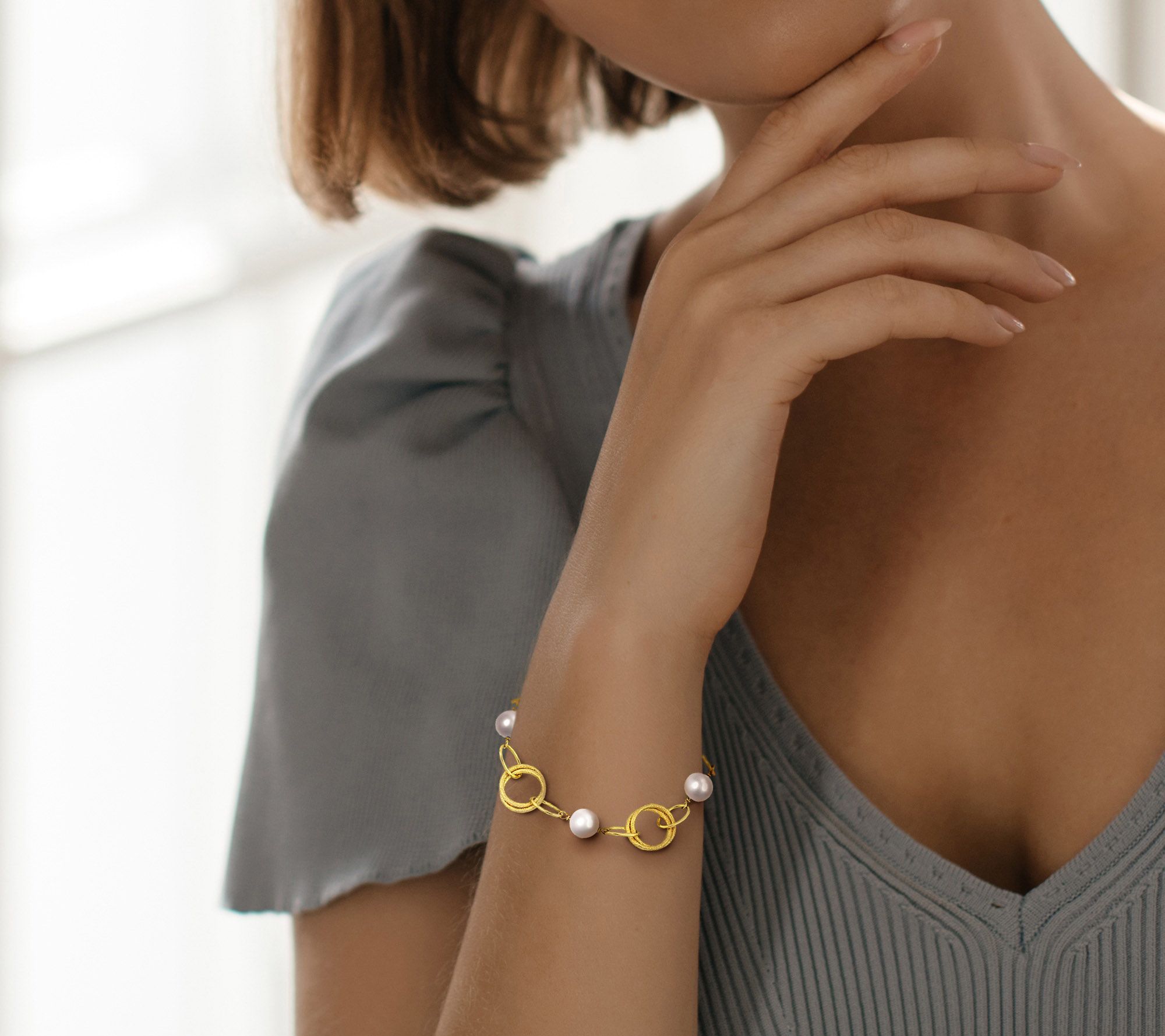 Affinity Cultured Pearl Goldtone Station Bracelet