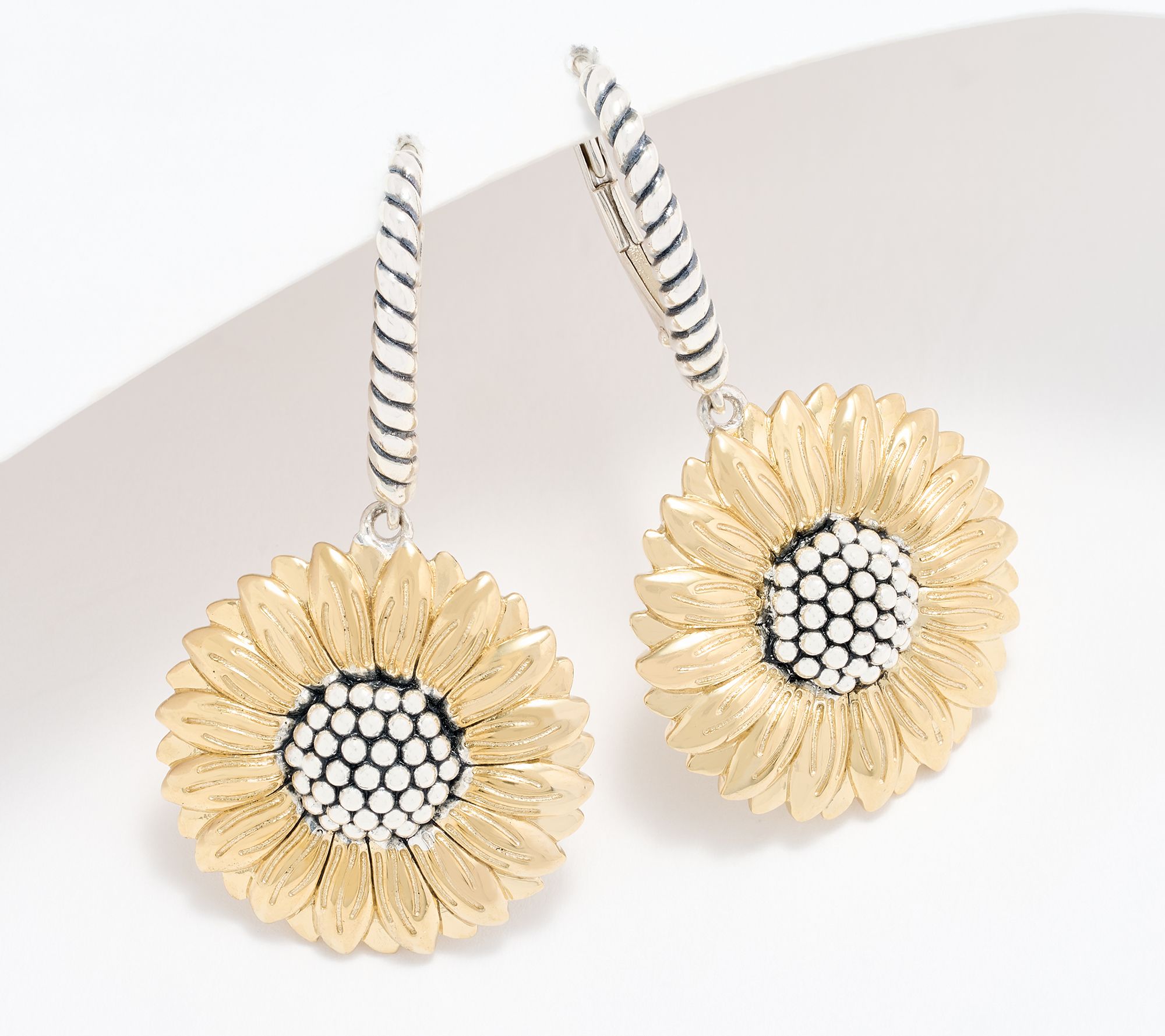 Christian James by Scott Grimes Two-tone Floral Suower Earrings