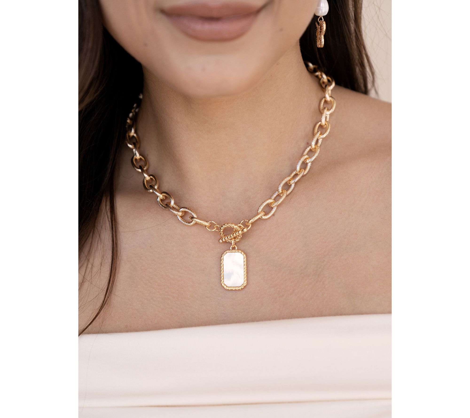 Ettika Mother of Pearl Toggle Necklace