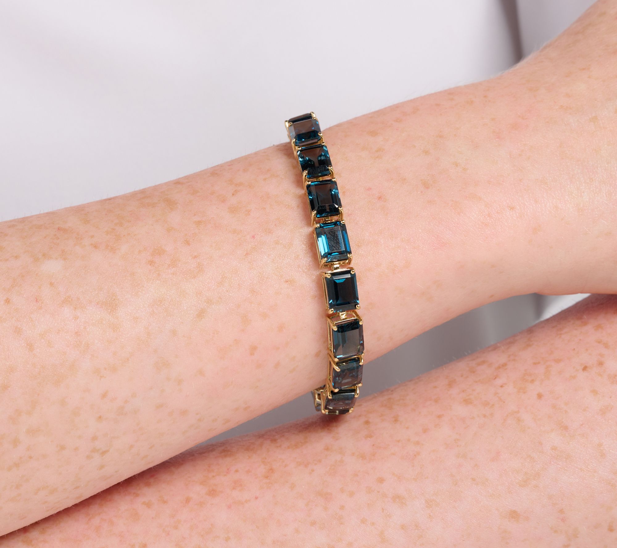 Affinity Gems Emerald London Blue Topaz Tennis Bracelet Sterling Silver