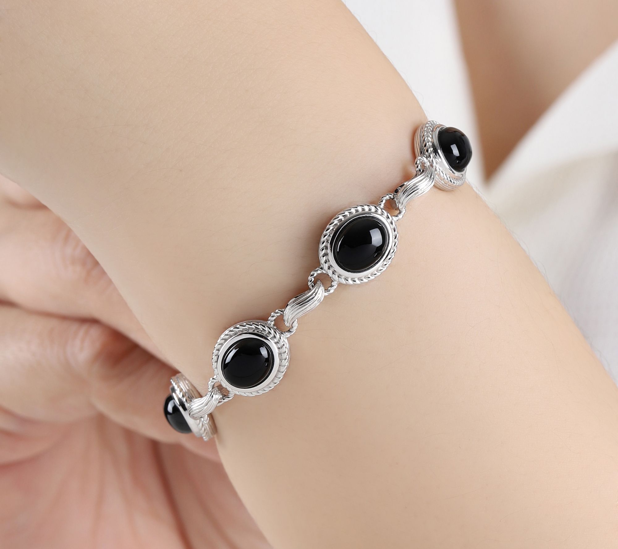Ariva Sterling Silver Onyx Arden Bracelet