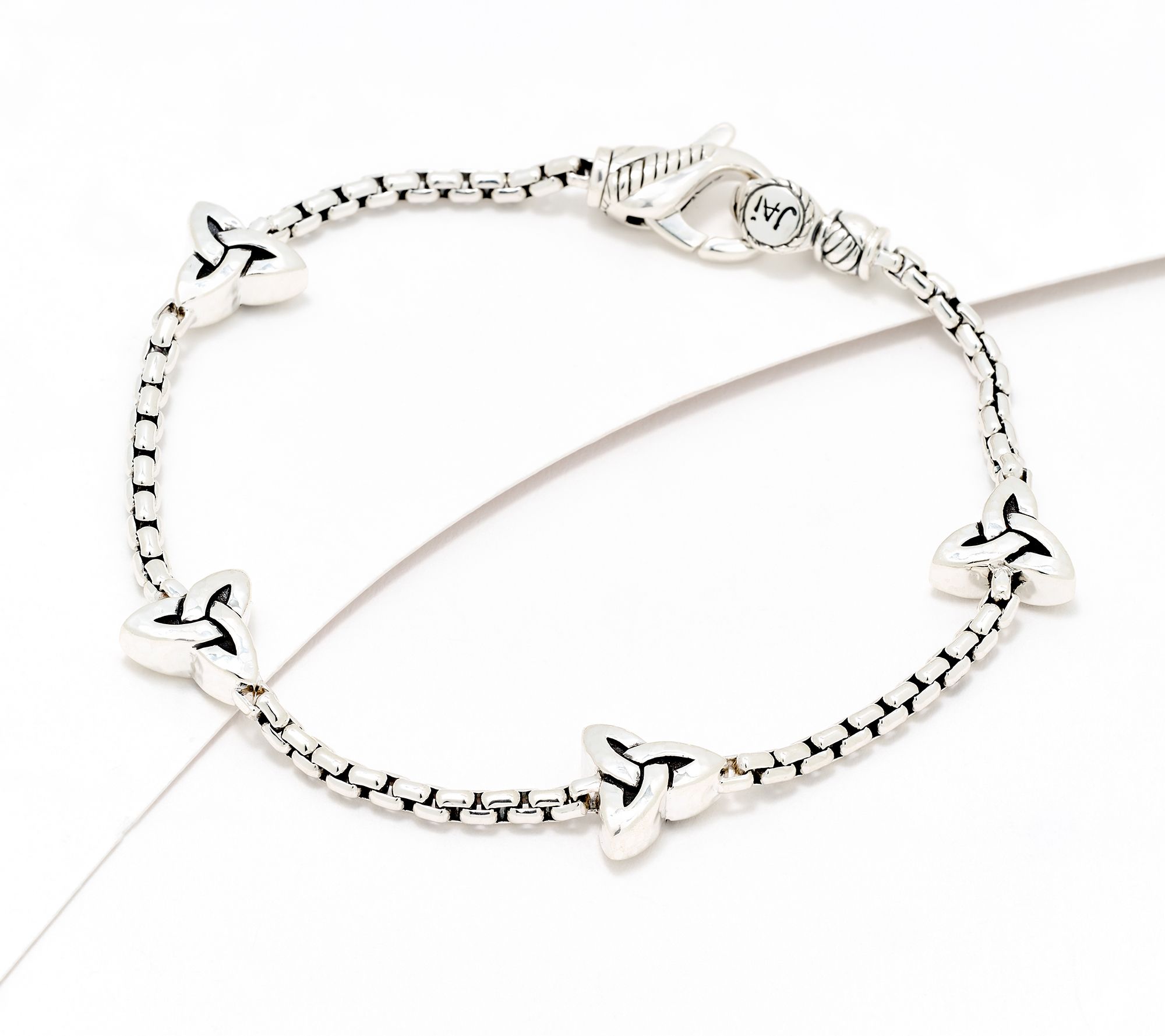 JAI Ireland Sterling Silver Symbols of Love 2.7mm Box Chain Bracelet, 12.2g