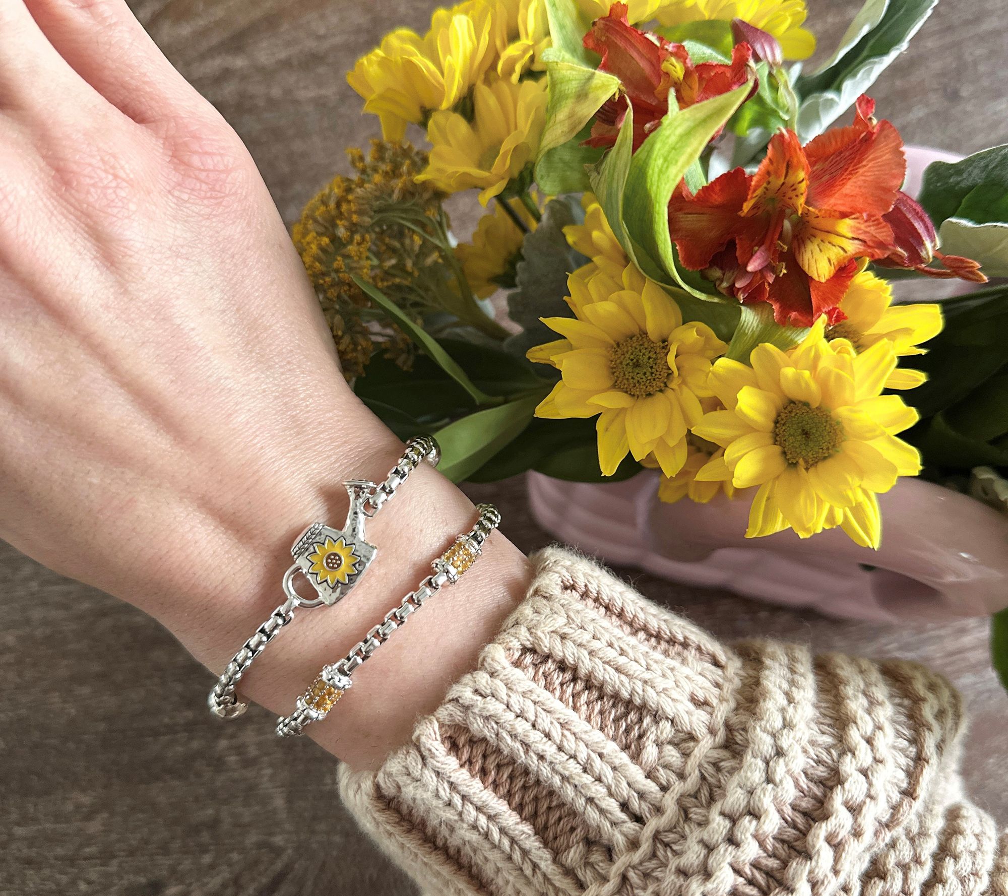 JAI Sterling Silver Storyteller Symbol Box Chain Bracelet