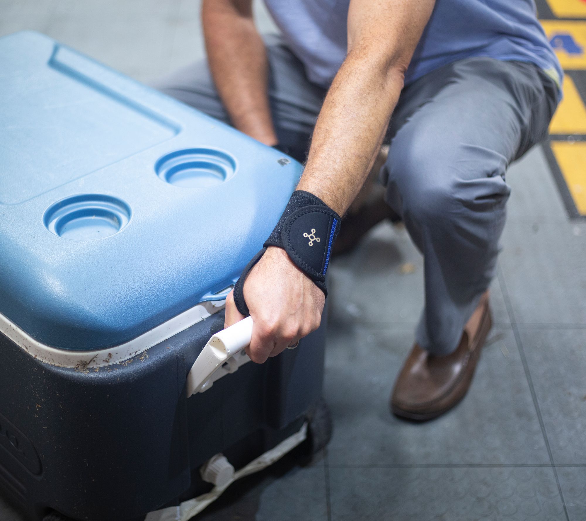 Tommie Copper 2 Pack Adjustable Compression Wrist Wraps