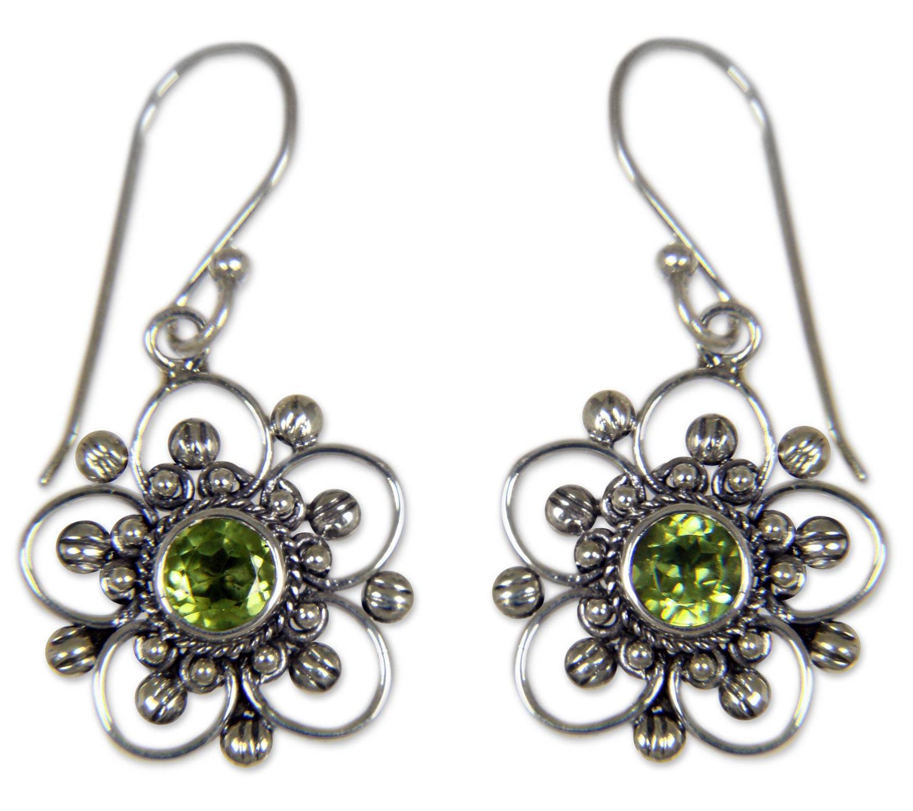Novica Artisan Crafted Sterling 1.00 cttw Peridot Earrings