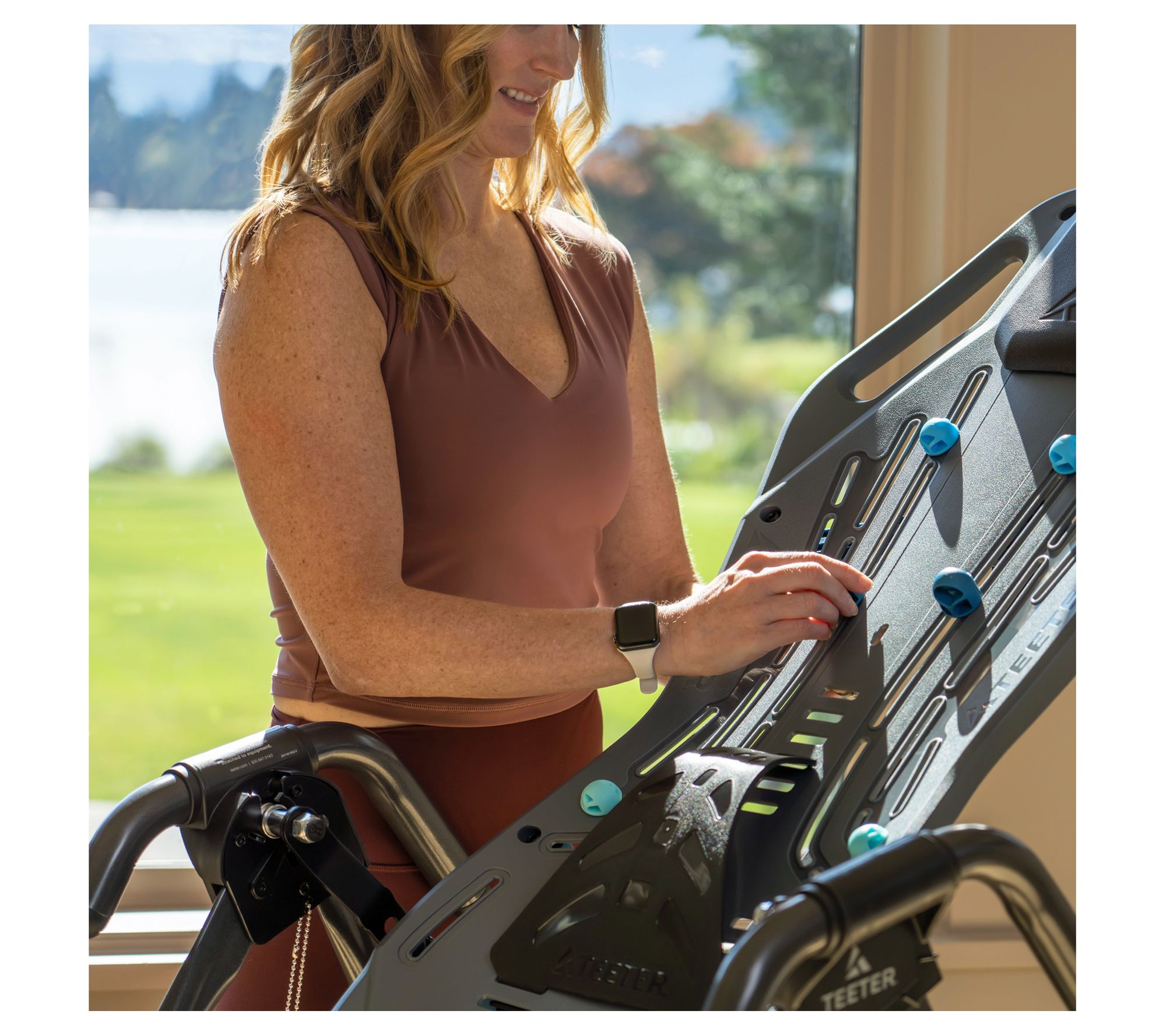 Teeter FitSpine X3 Inversion Table with FlexTech Bed