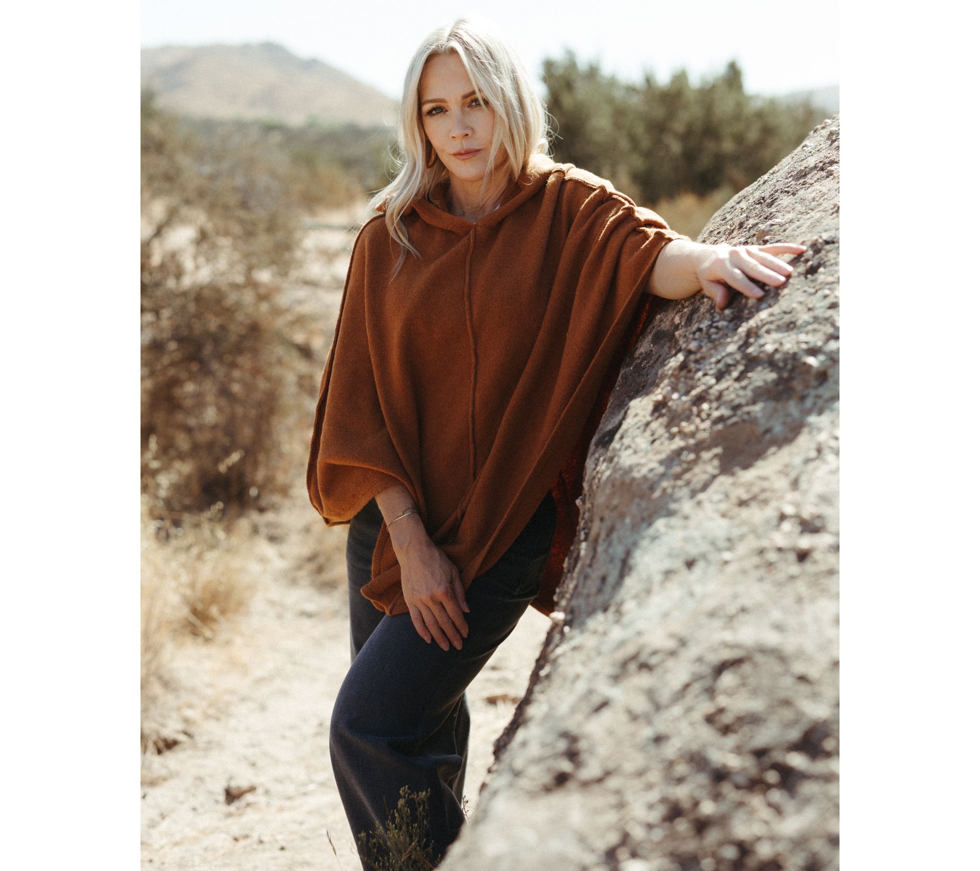 Me by Jennie Garth Coco Hooded Poncho