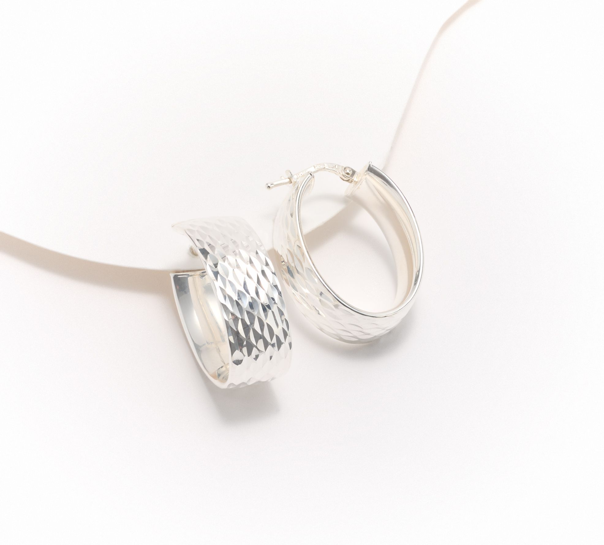 UltraFine 950 Silver Squared Oval 1