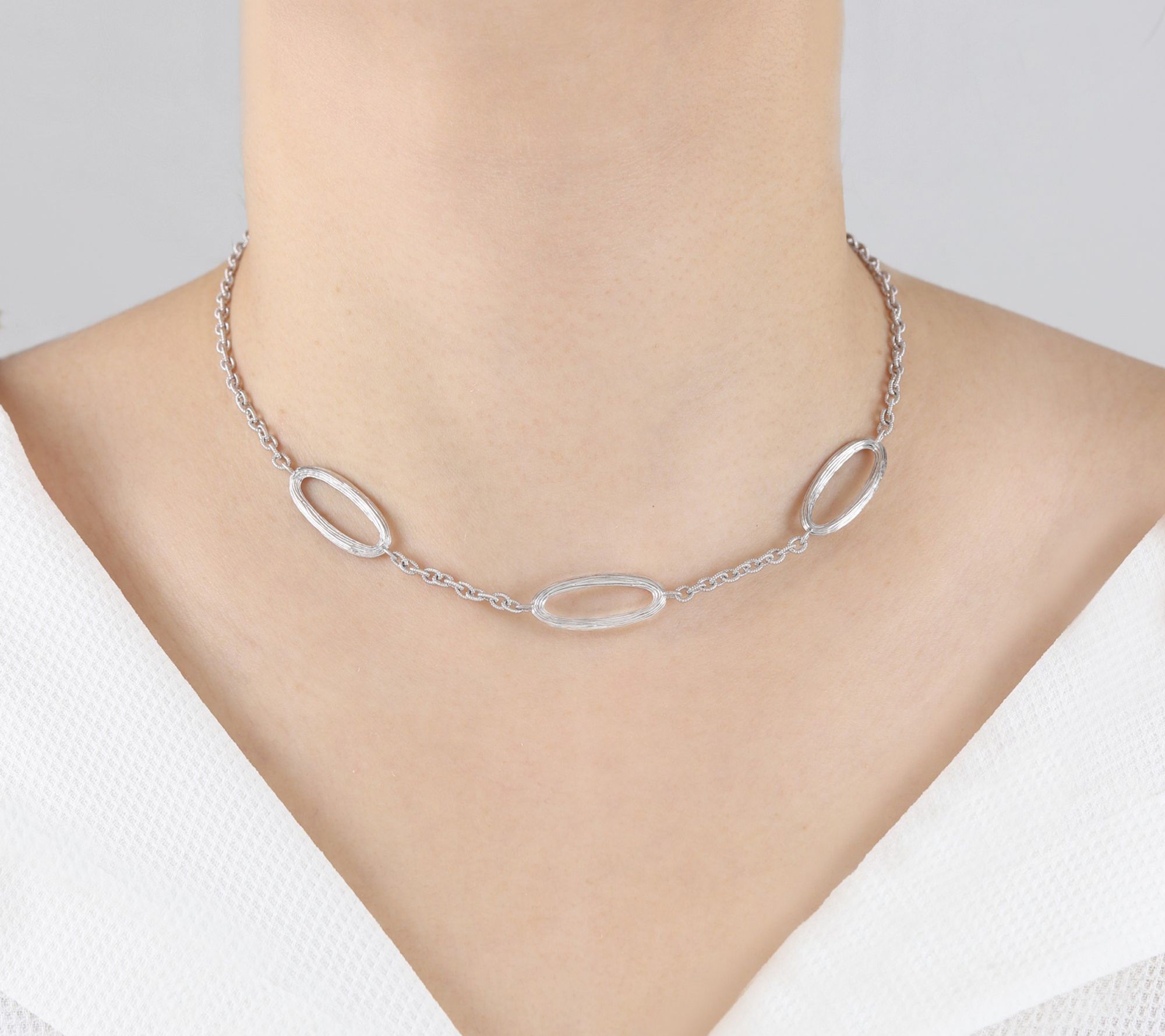Ariva Sterling Silver Silk Textured Oval Station Necklace