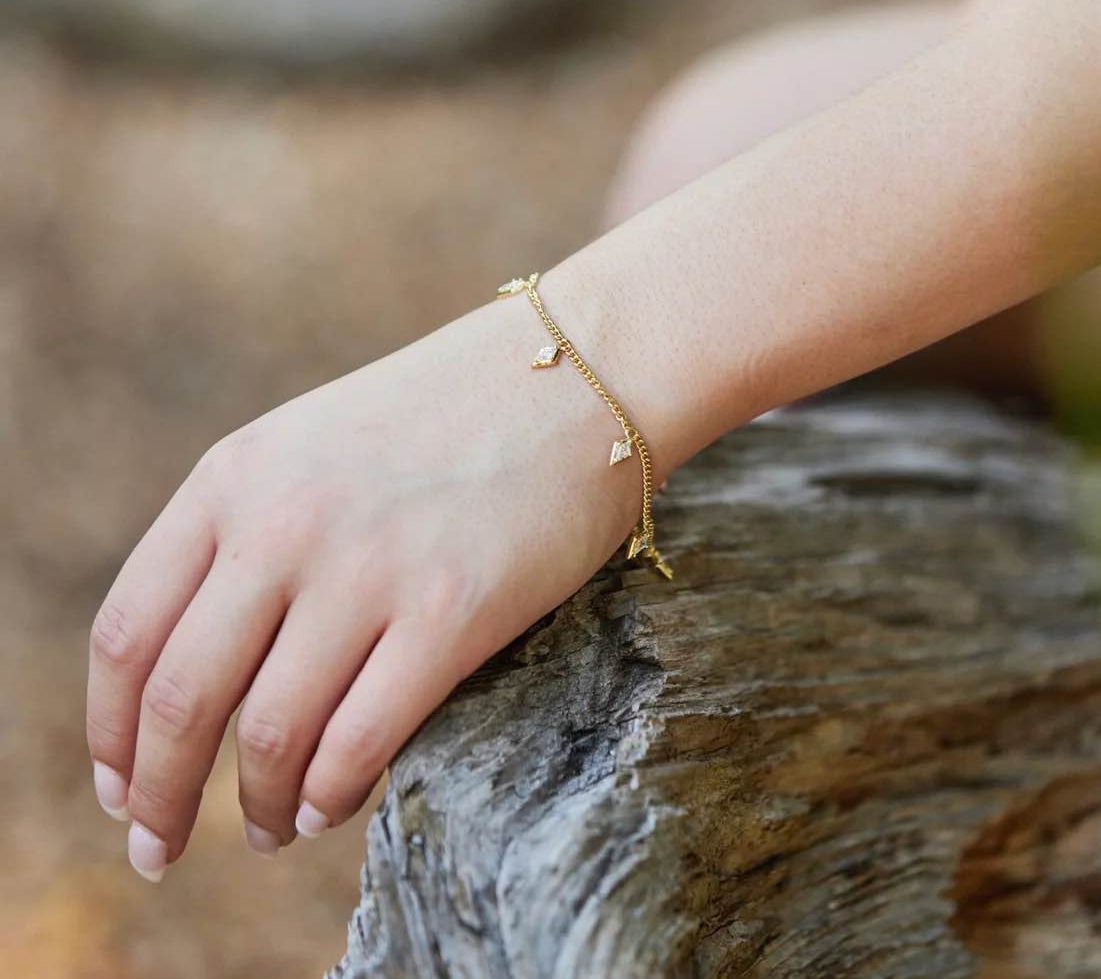 Adriana Pappas Designs Kite Bracelet