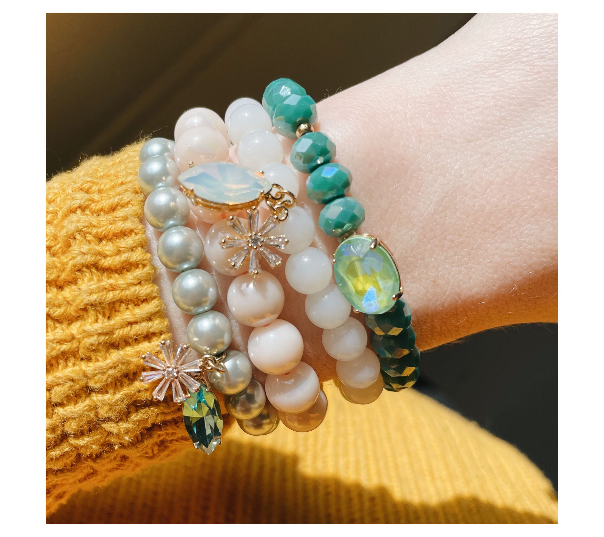 Violet & Brooks Flora Stretch Bracelet