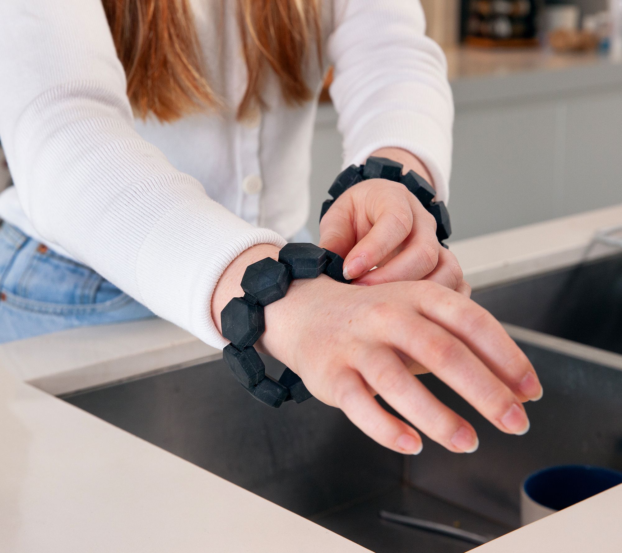 Summers Move Magic Weighted Bracelets Set of 4 with Travel Bag